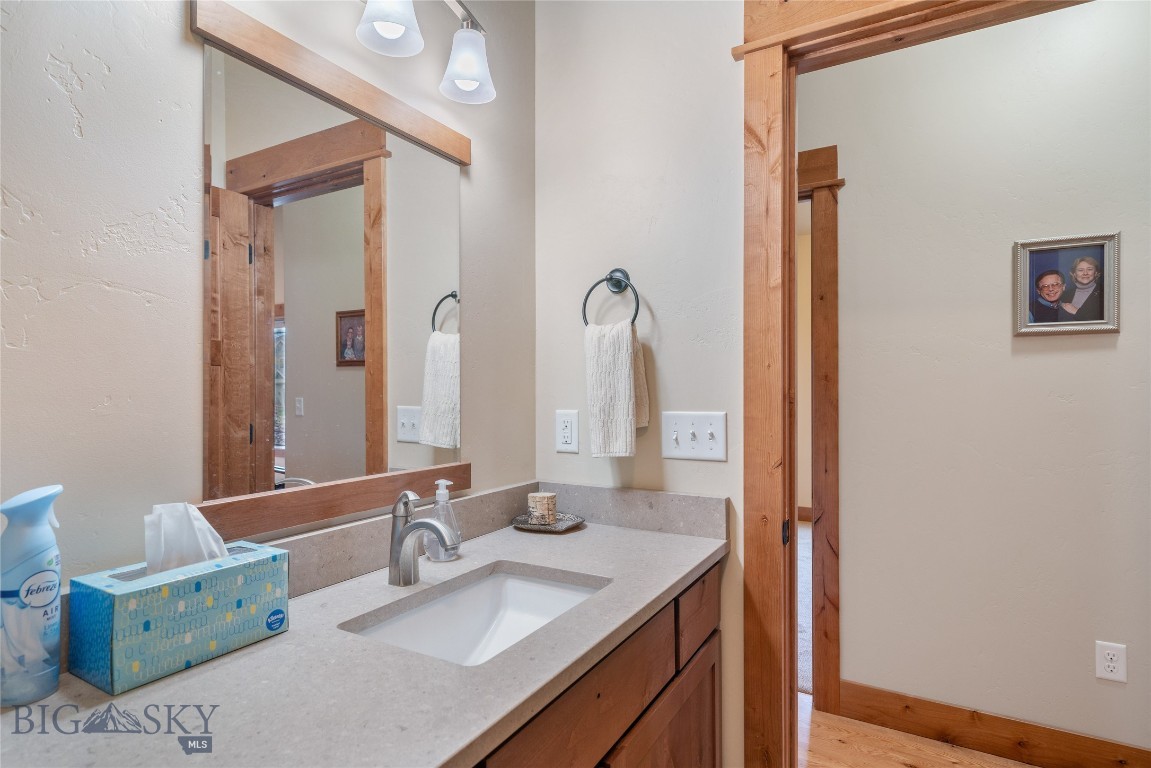 890 Flanders Creek Avenue