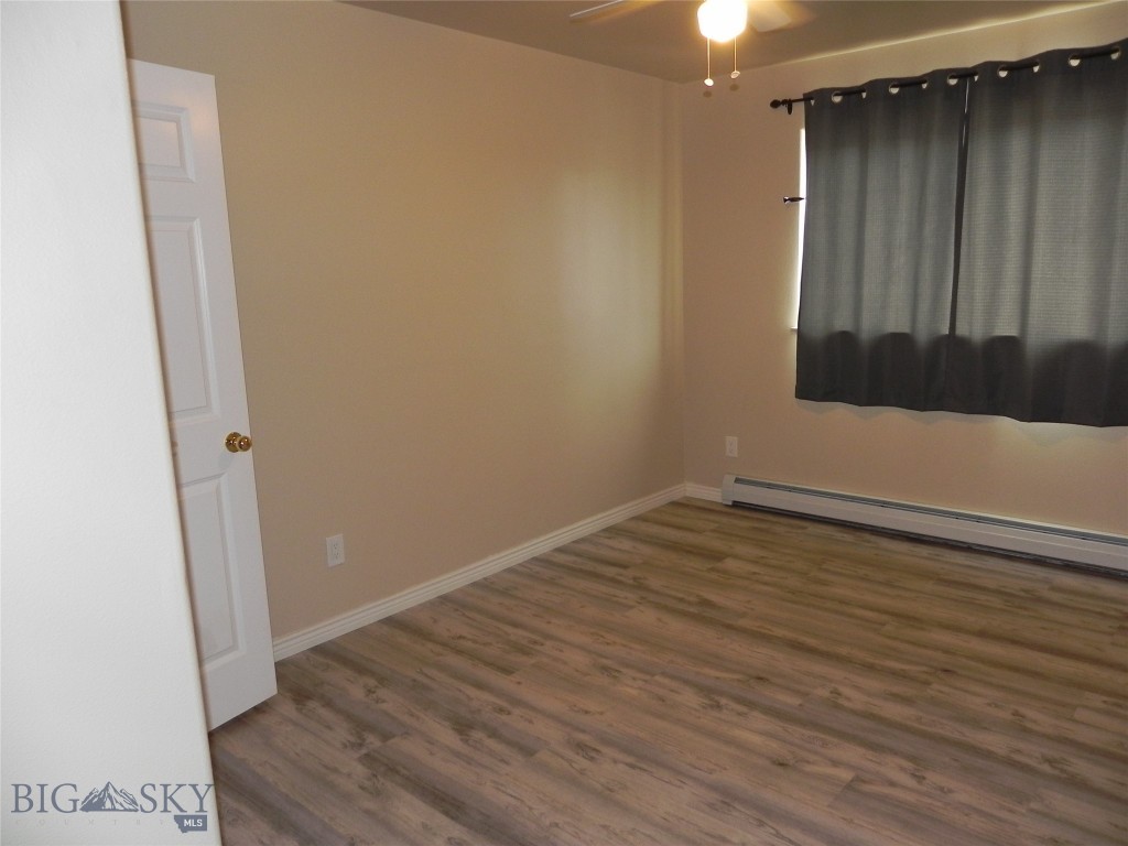 1125 N River Rock 3