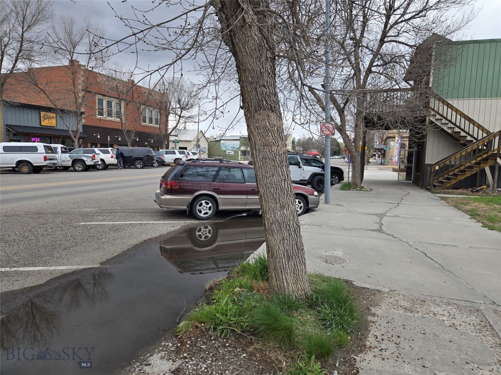 118 Main Street
