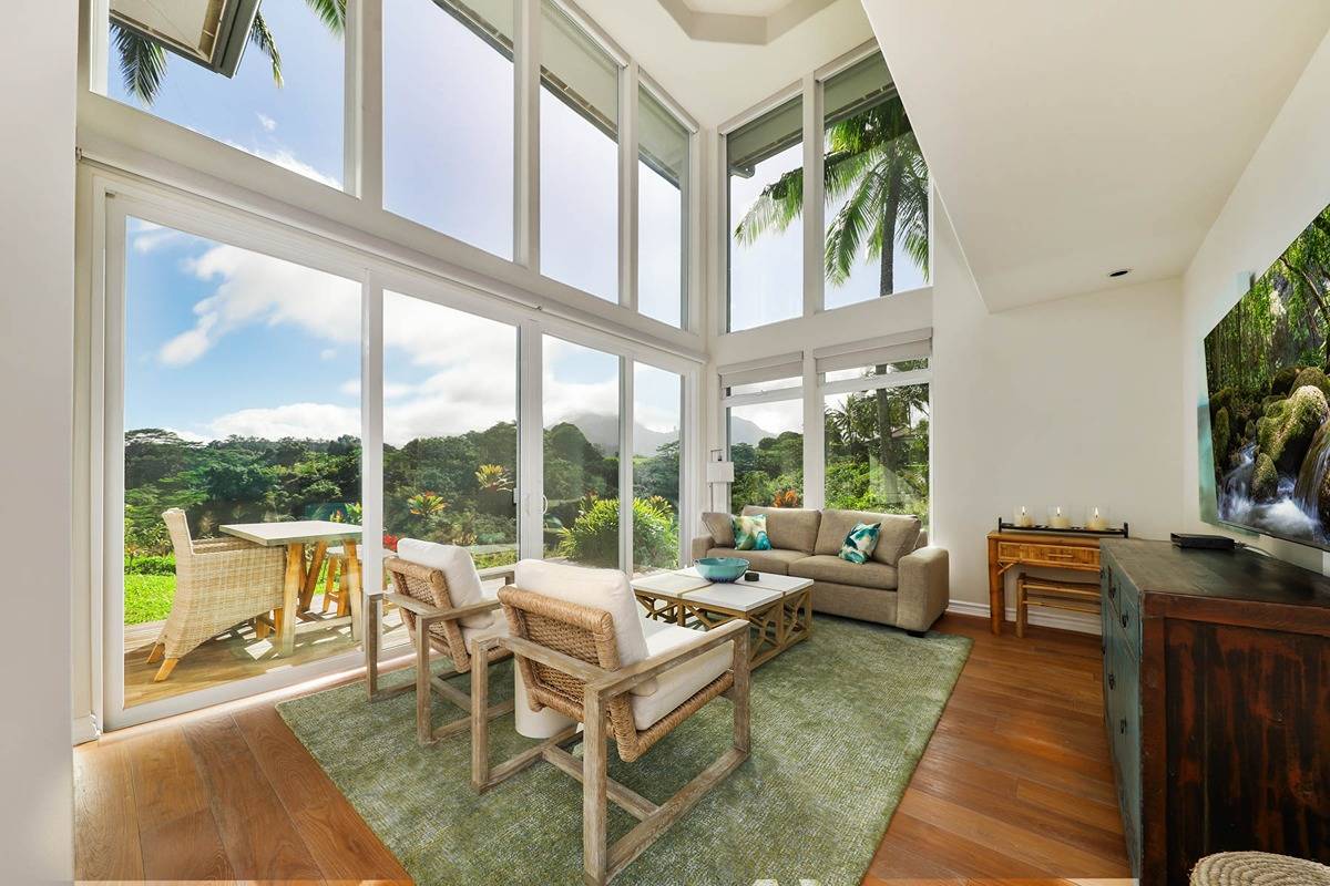 4100 QUEEN EMMA'S DR 13