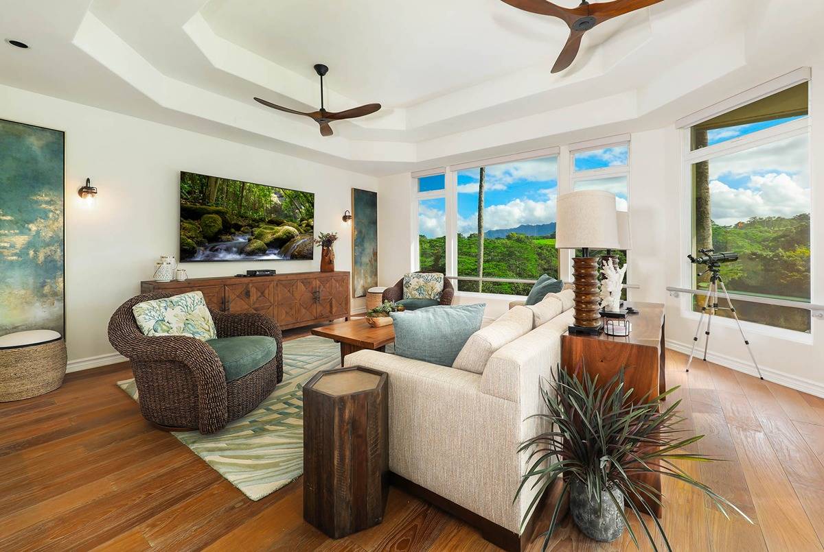 4100 QUEEN EMMA'S DR 13