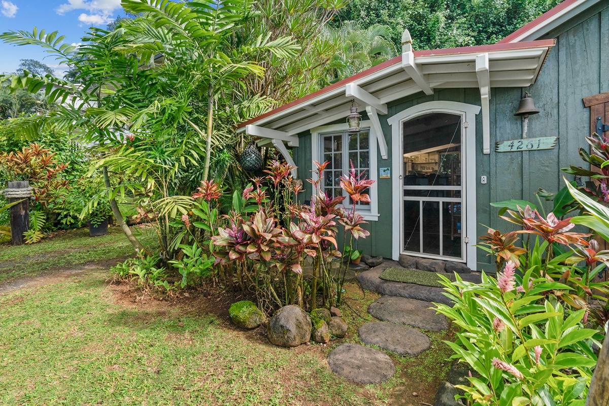 4261 ANINI RD 2