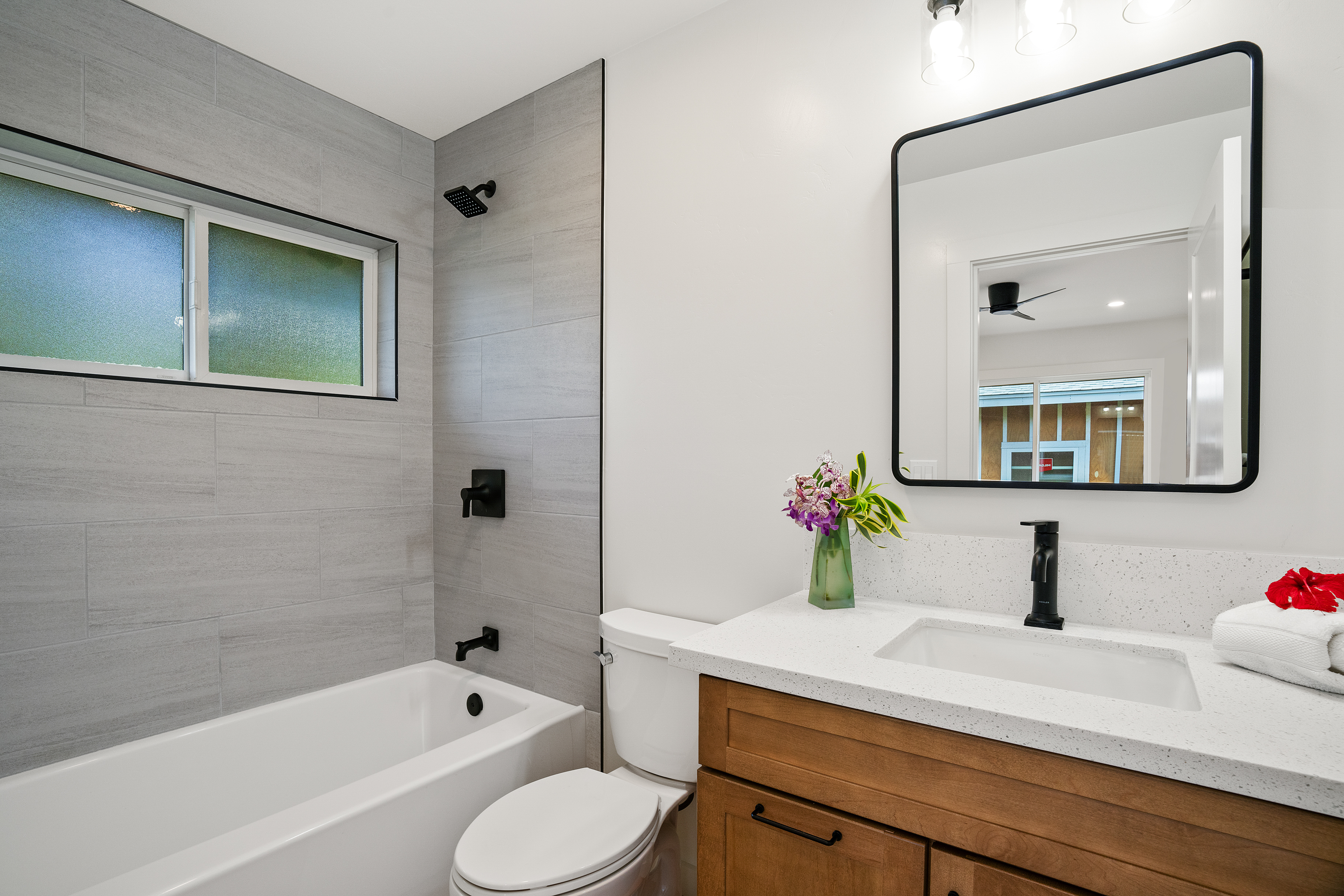 1264-A CROSSLEY RD A