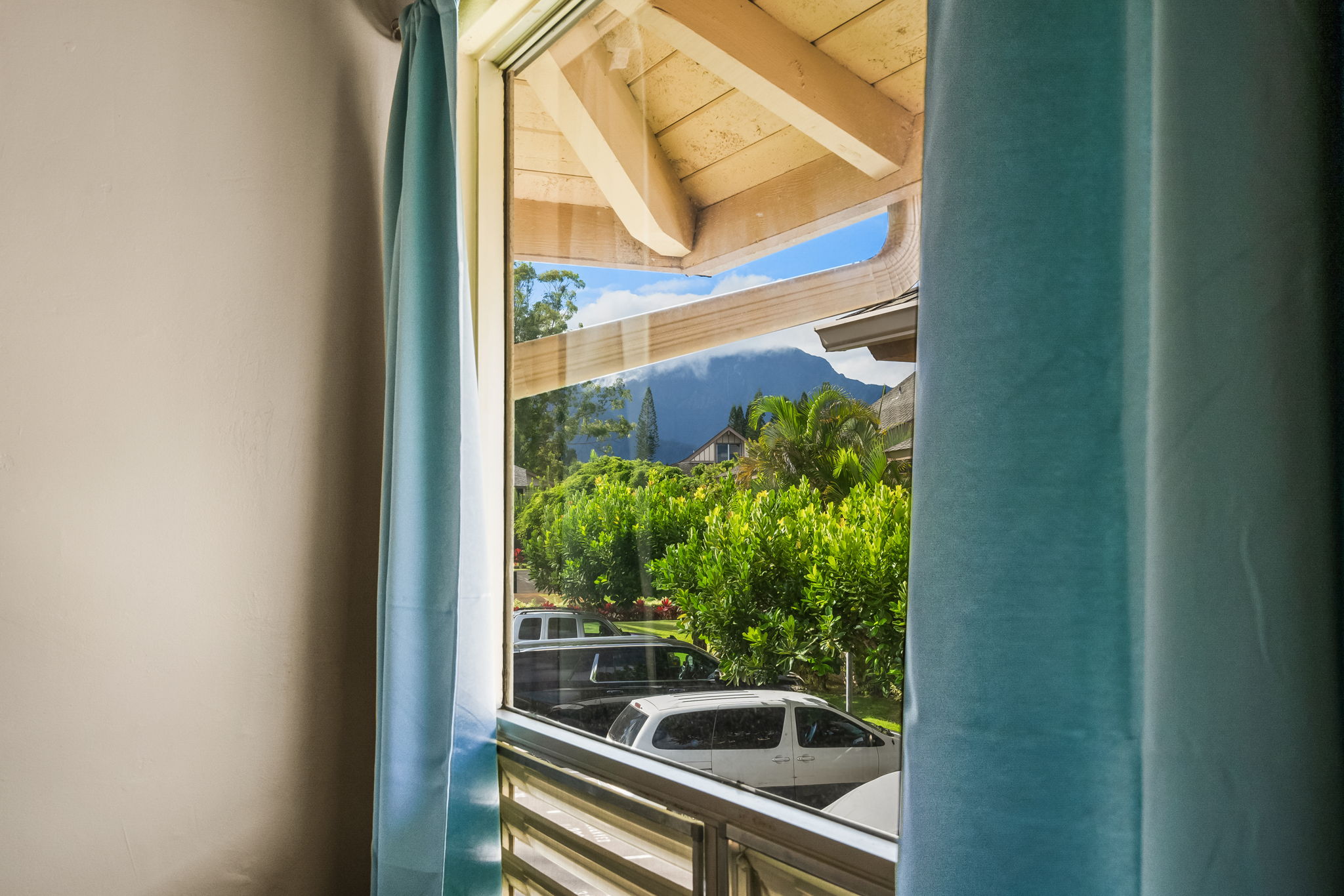 4770 PEPELANI LP 230