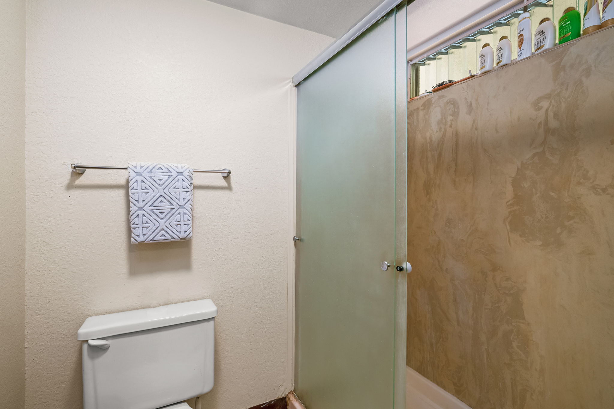 4770 PEPELANI LP 230