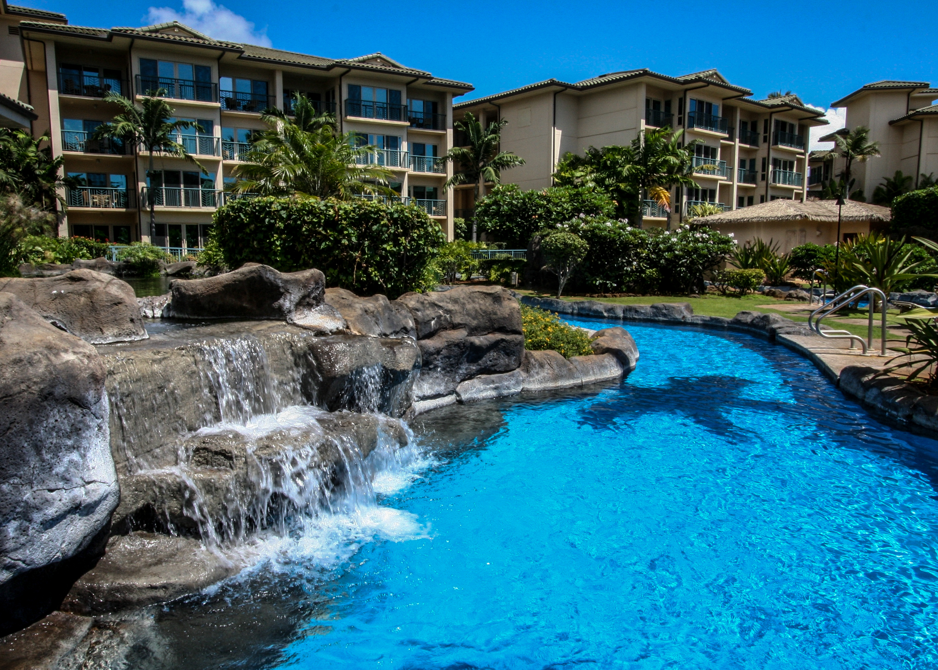 4-820 KUHIO HWY E106
