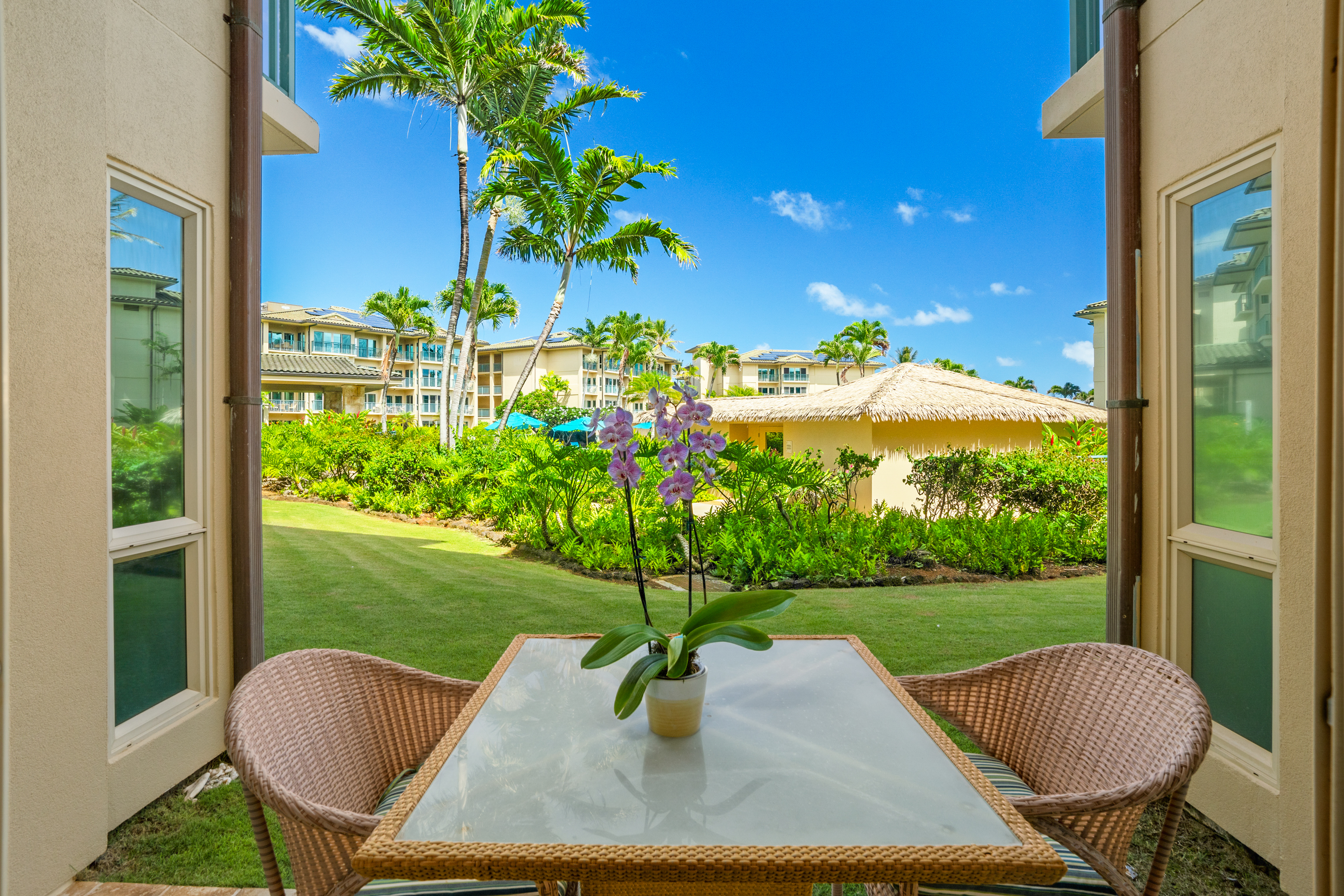 4-820 KUHIO HWY E106