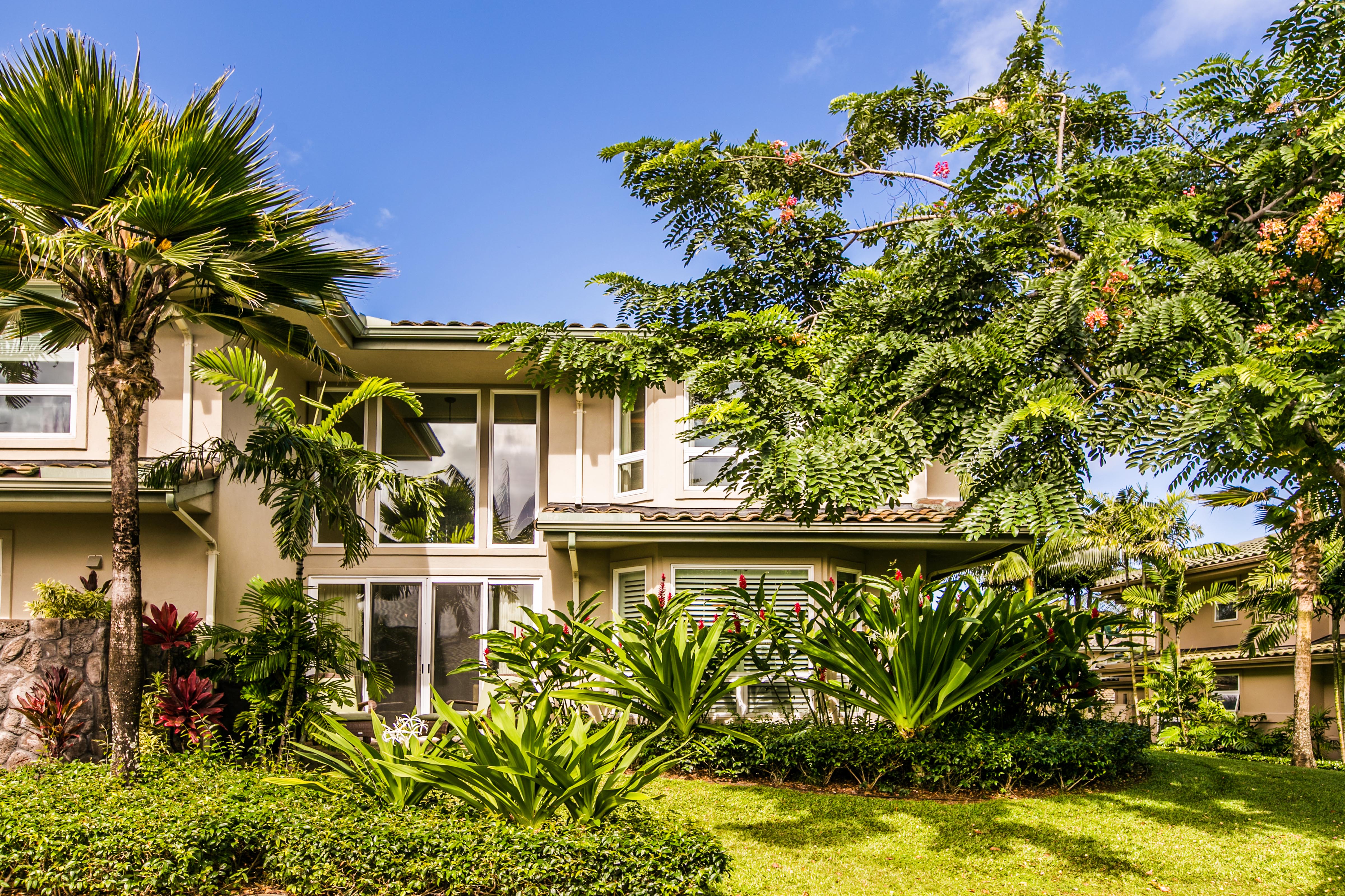 4100 QUEEN EMMA DR 72