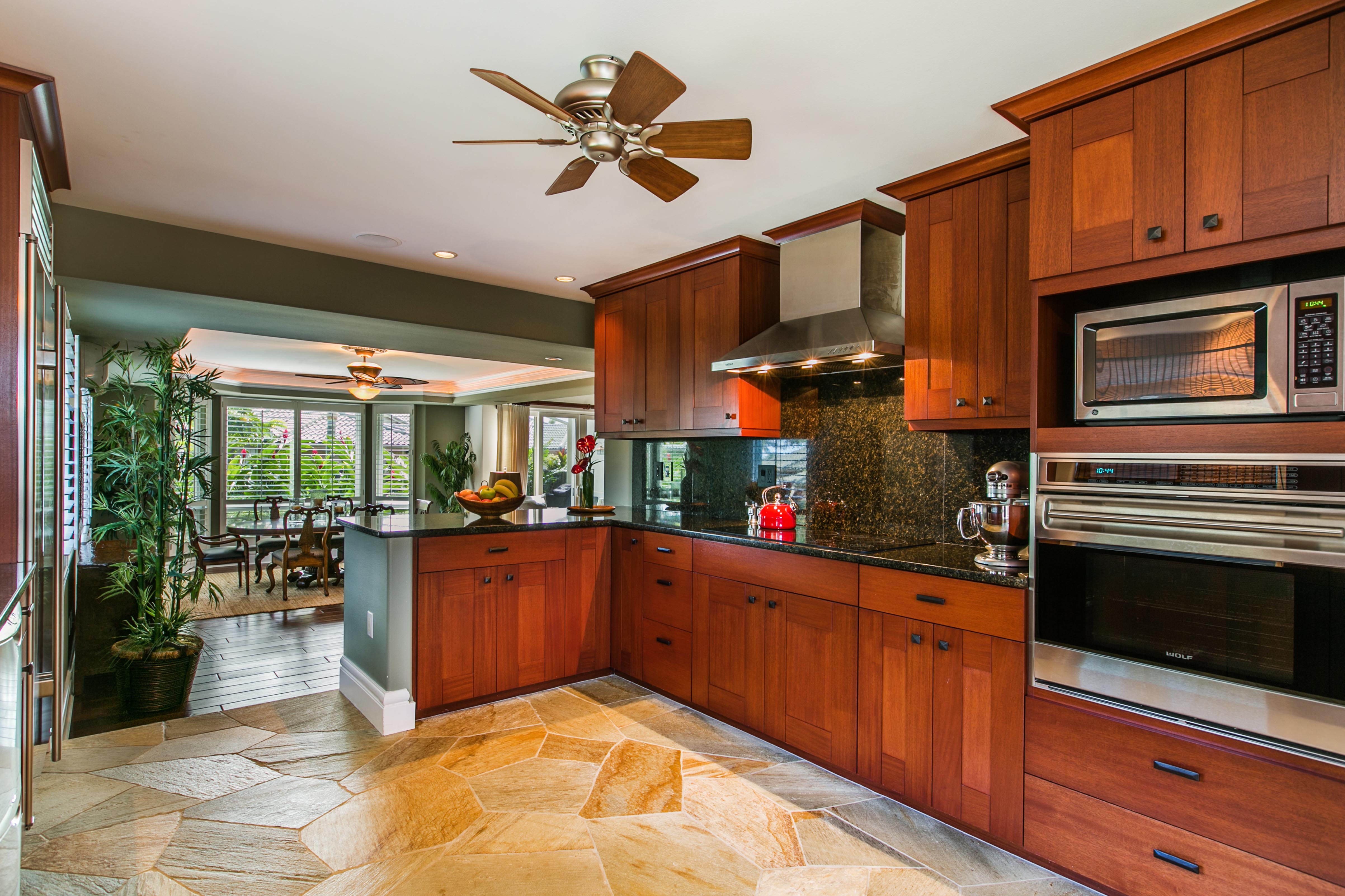 4100 QUEEN EMMA DR 72