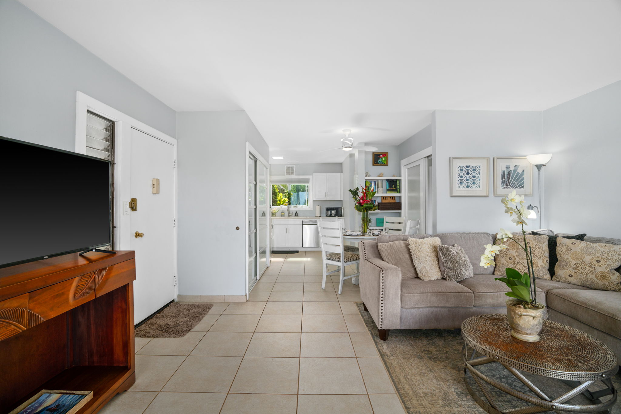 3700 KAMEHAMEHA RD F4