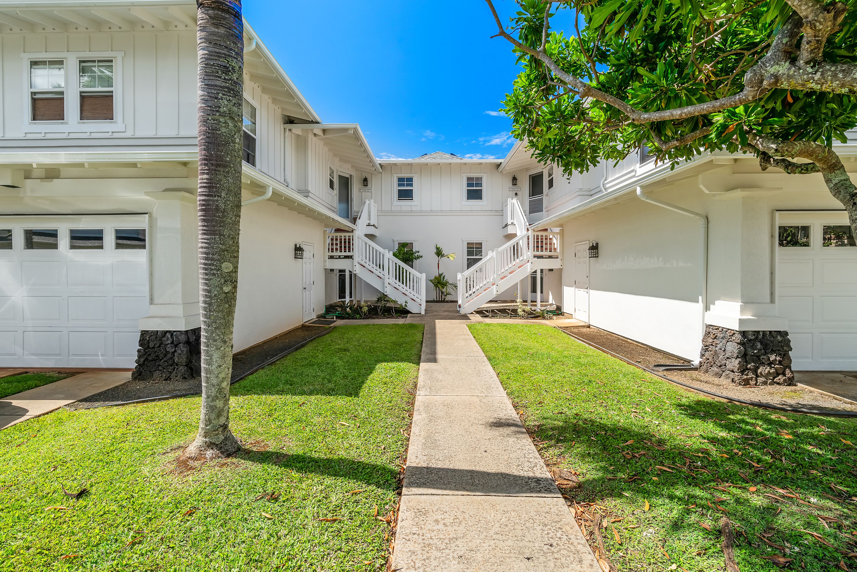 4771 PEPELANI LP 211