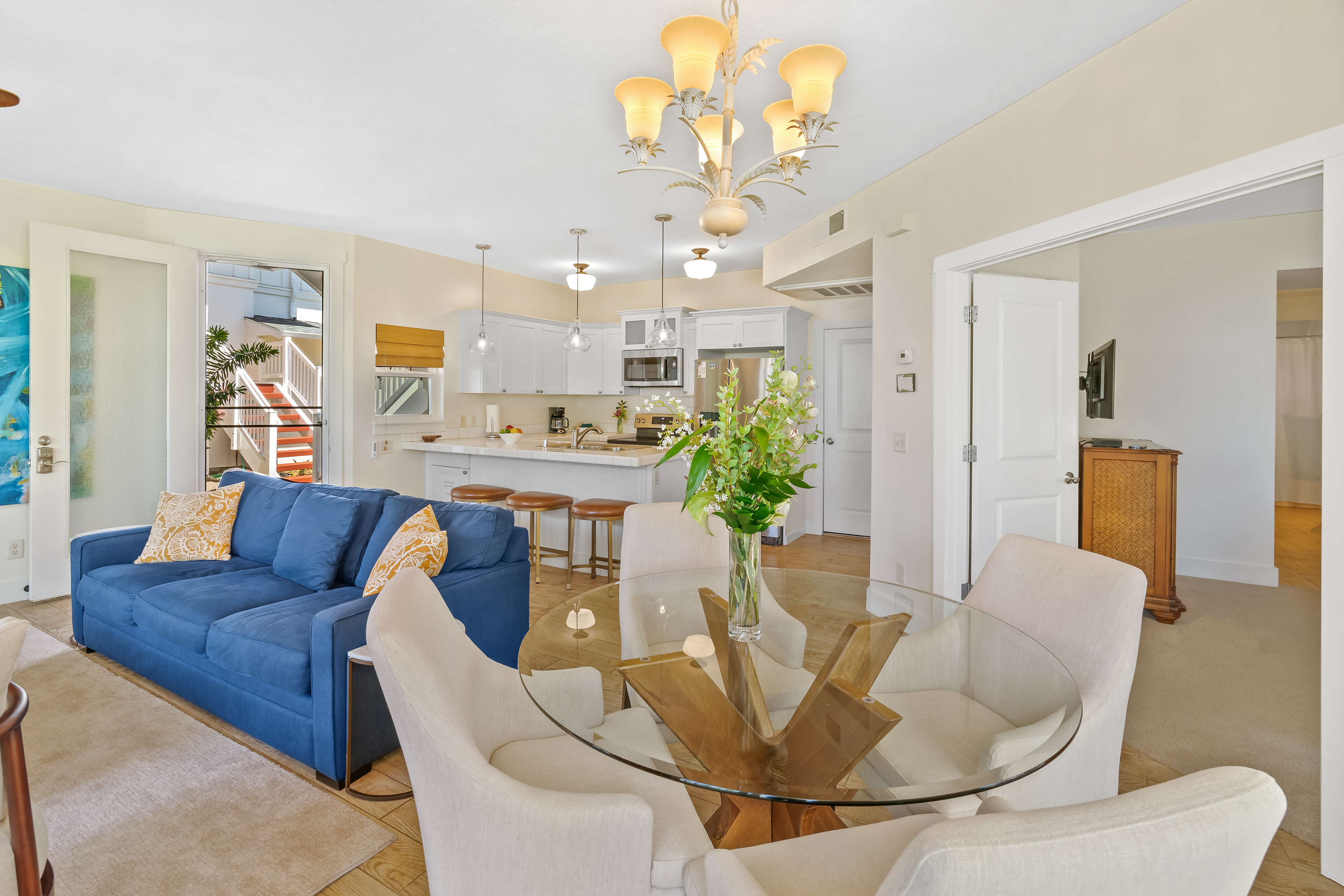 4771 PEPELANI LP 211