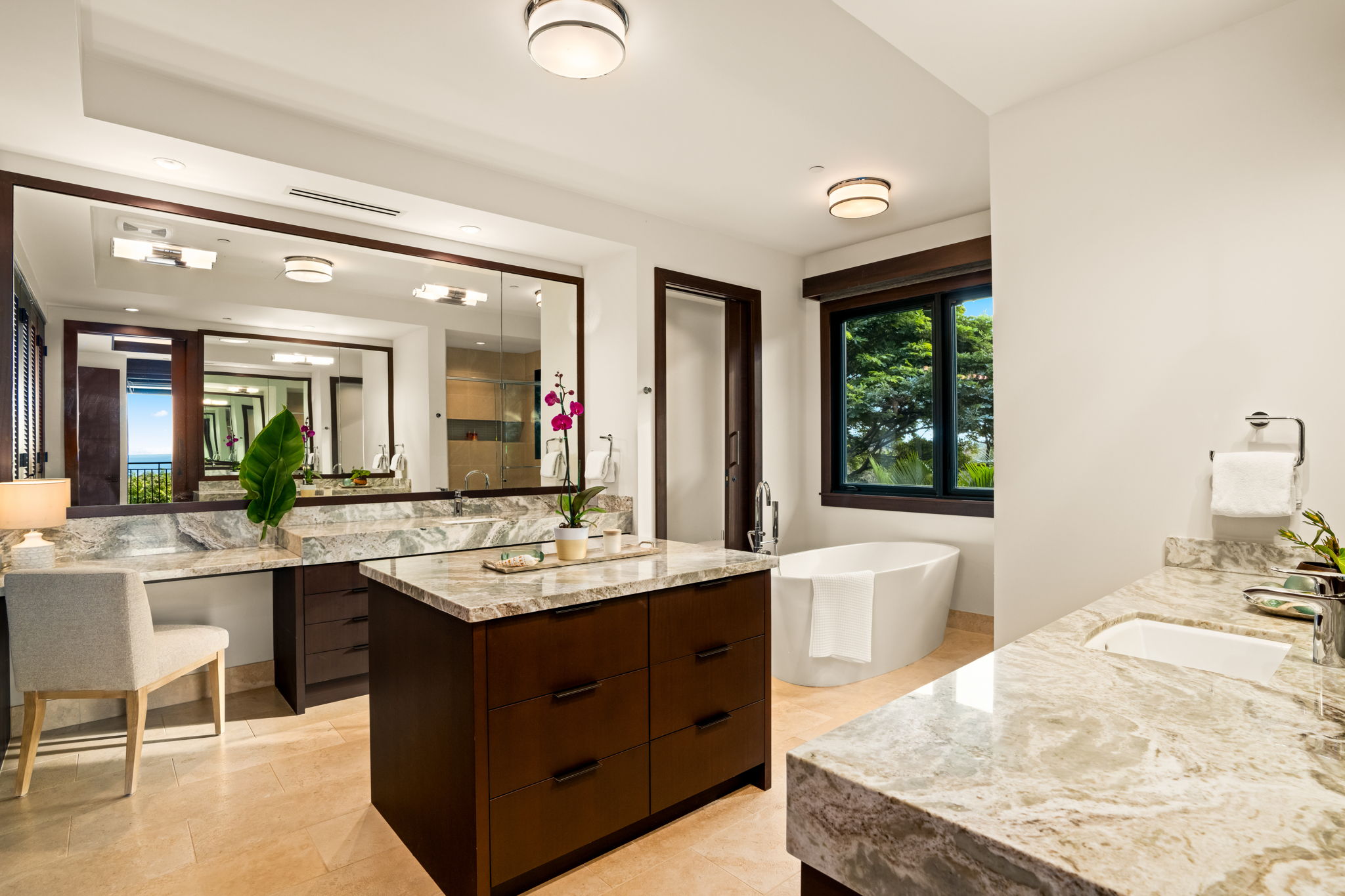 2823 ALA PUALEIKUKUI ST 4