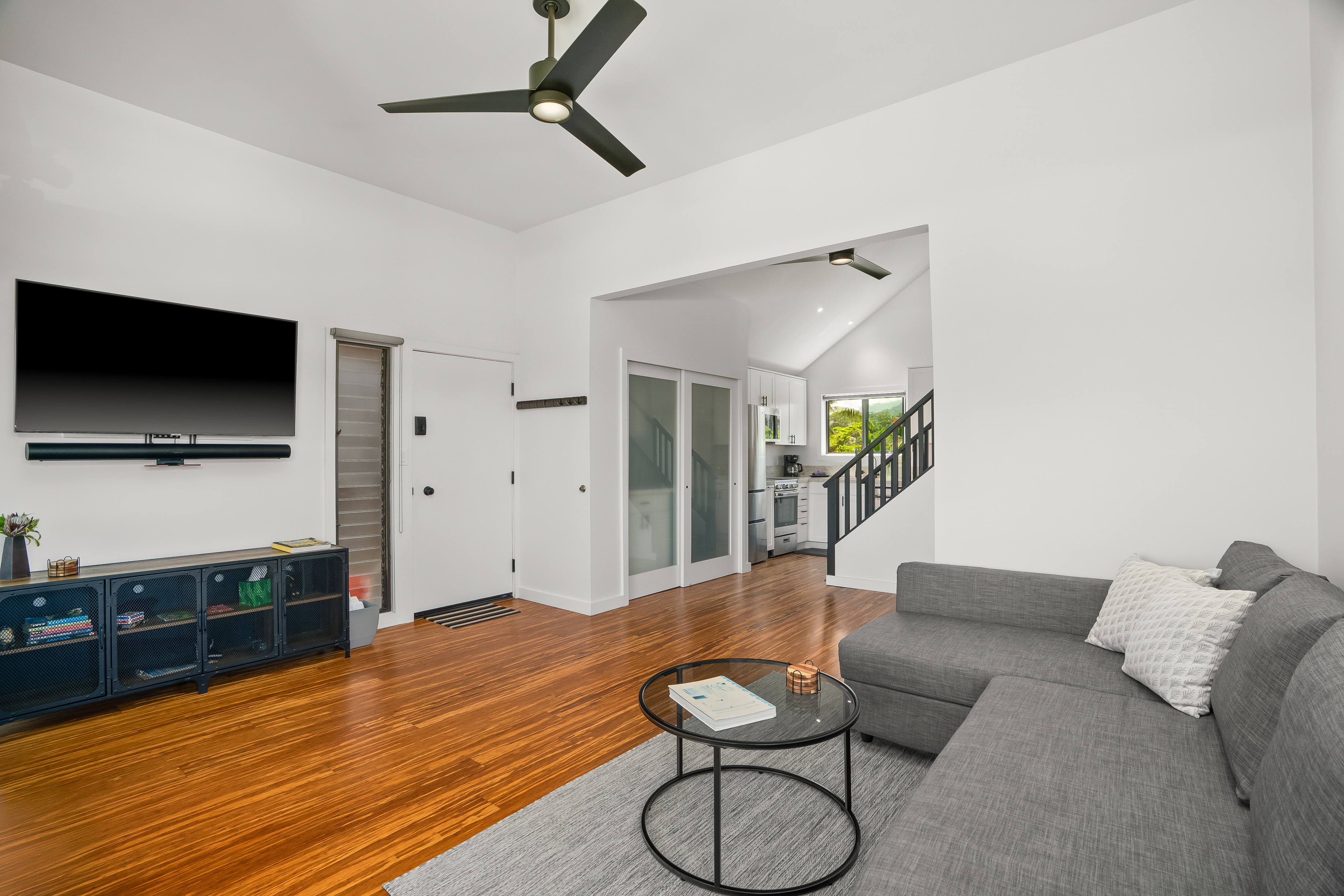 3700 KAMEHAMEHA RD F8