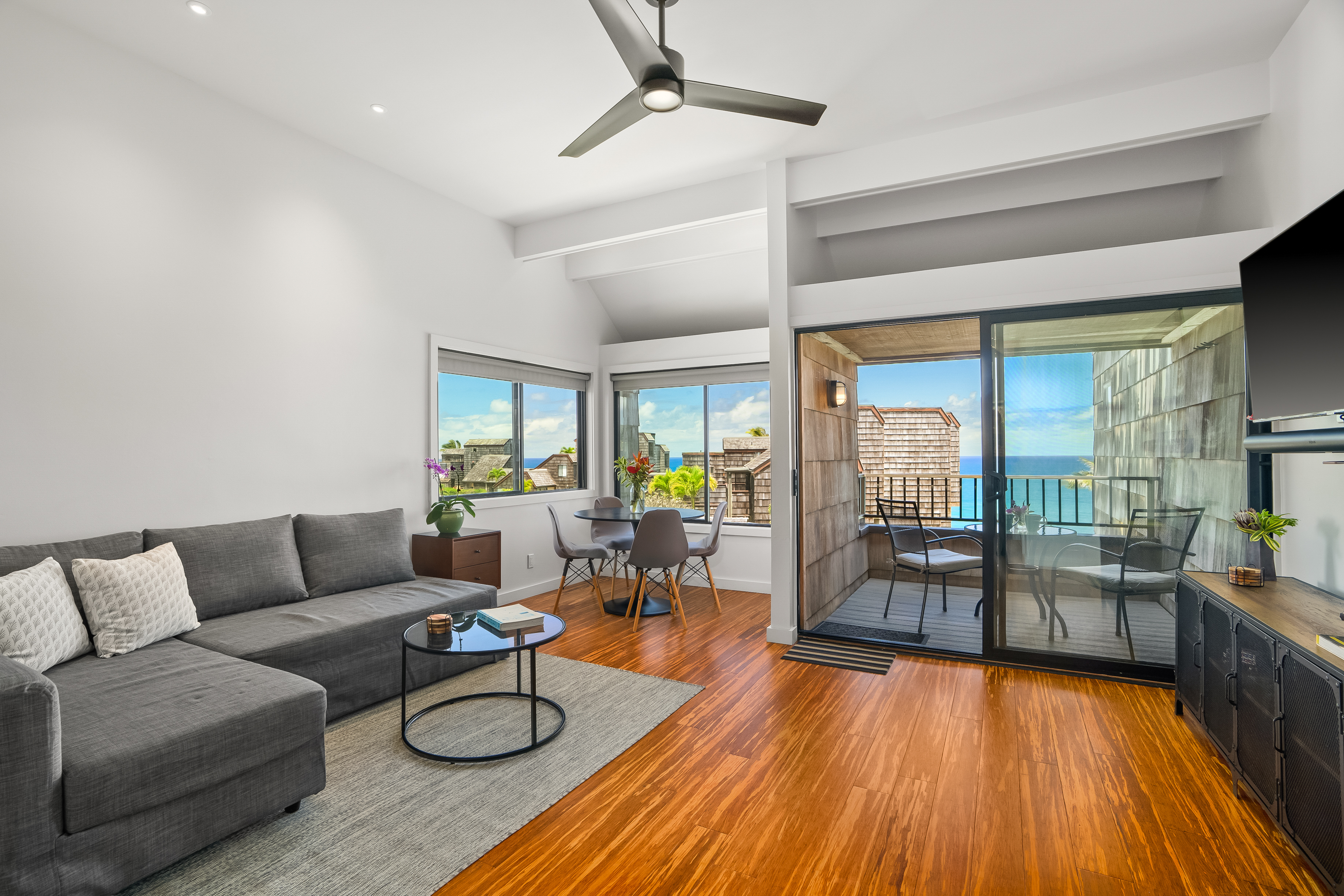 3700 KAMEHAMEHA RD F8