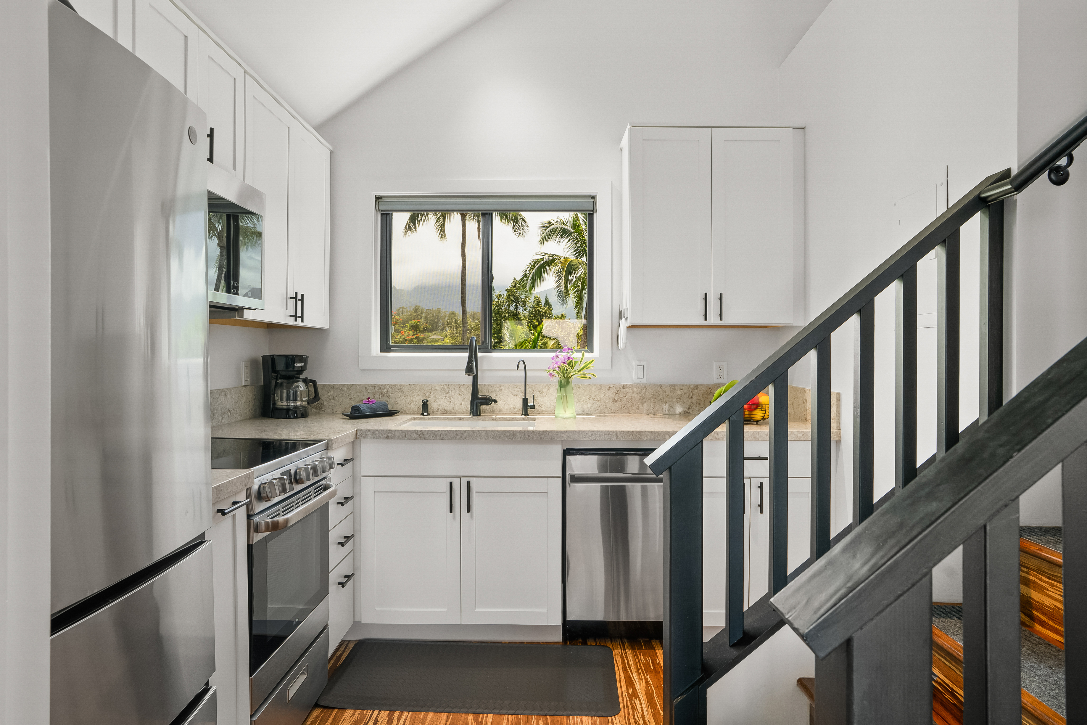 3700 KAMEHAMEHA RD F8