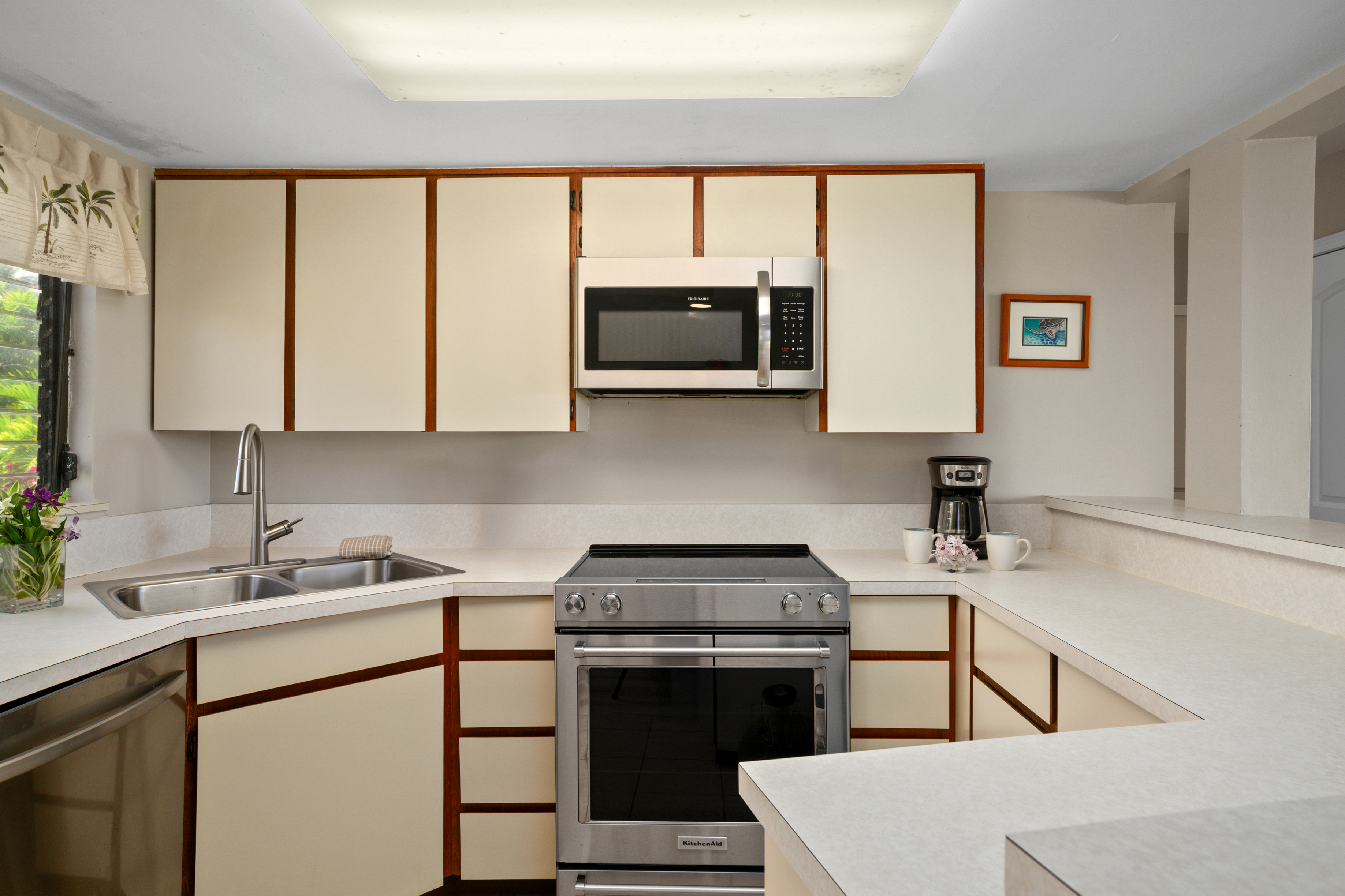 3830 EDWARD RD 12D