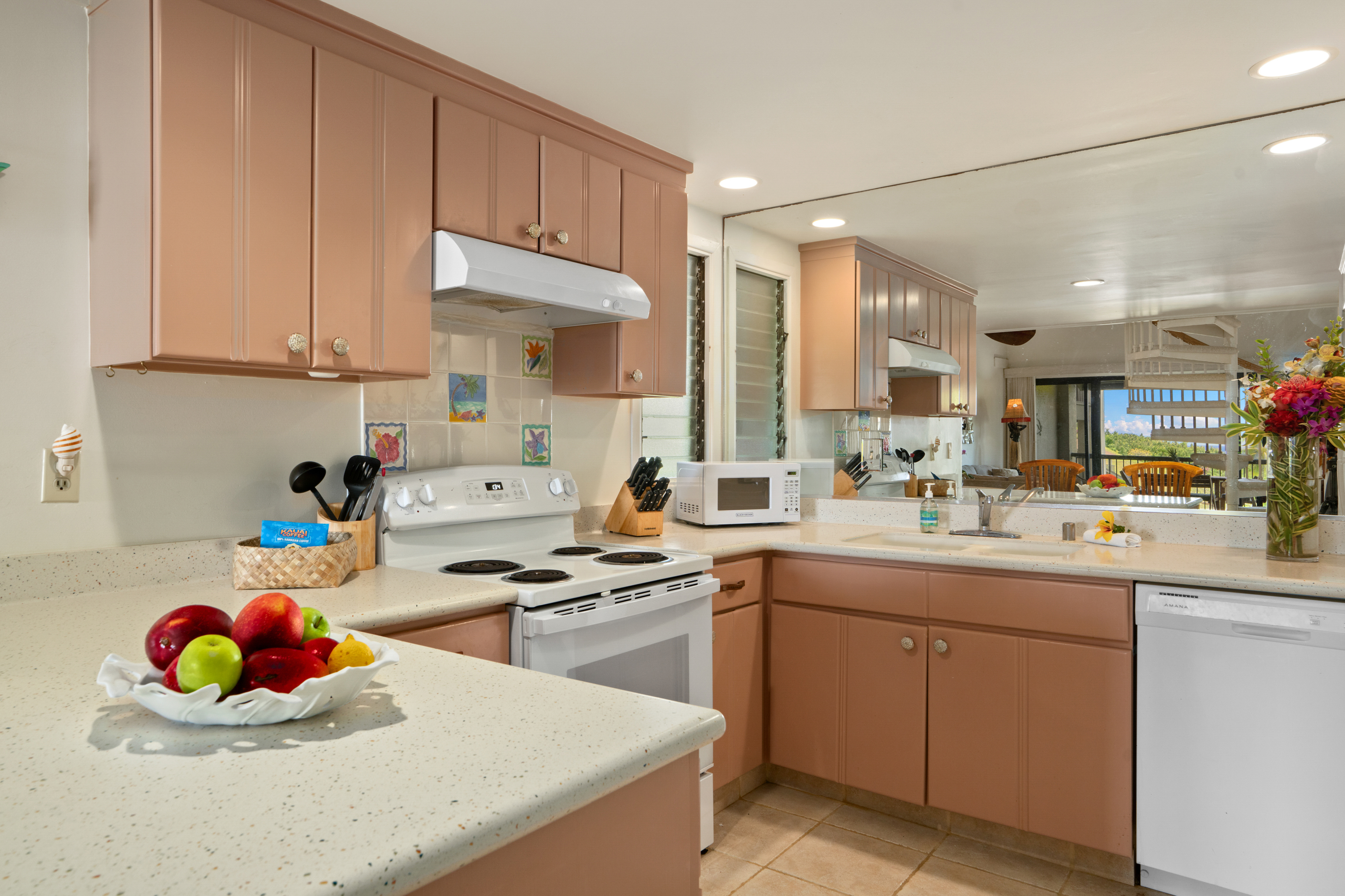 5380 HONOIKI RD 7301 / 7302