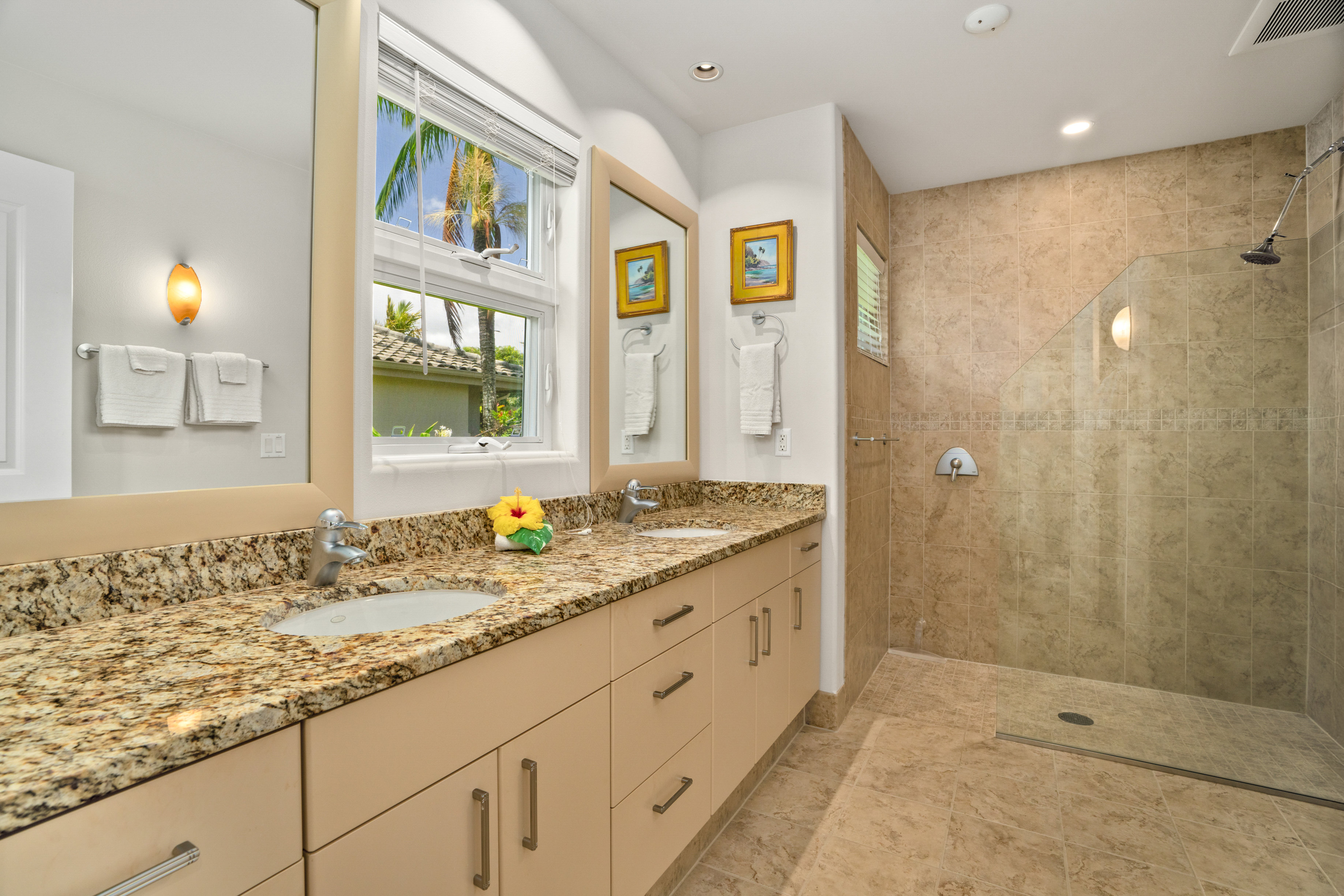 4100 QUEEN EMMA DR 33