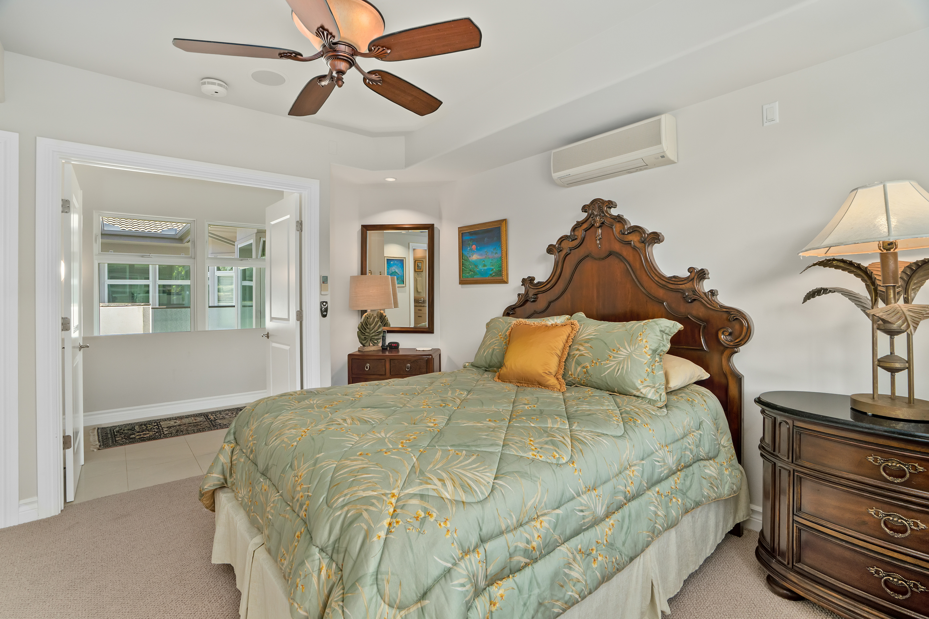 4100 QUEEN EMMA DR 33