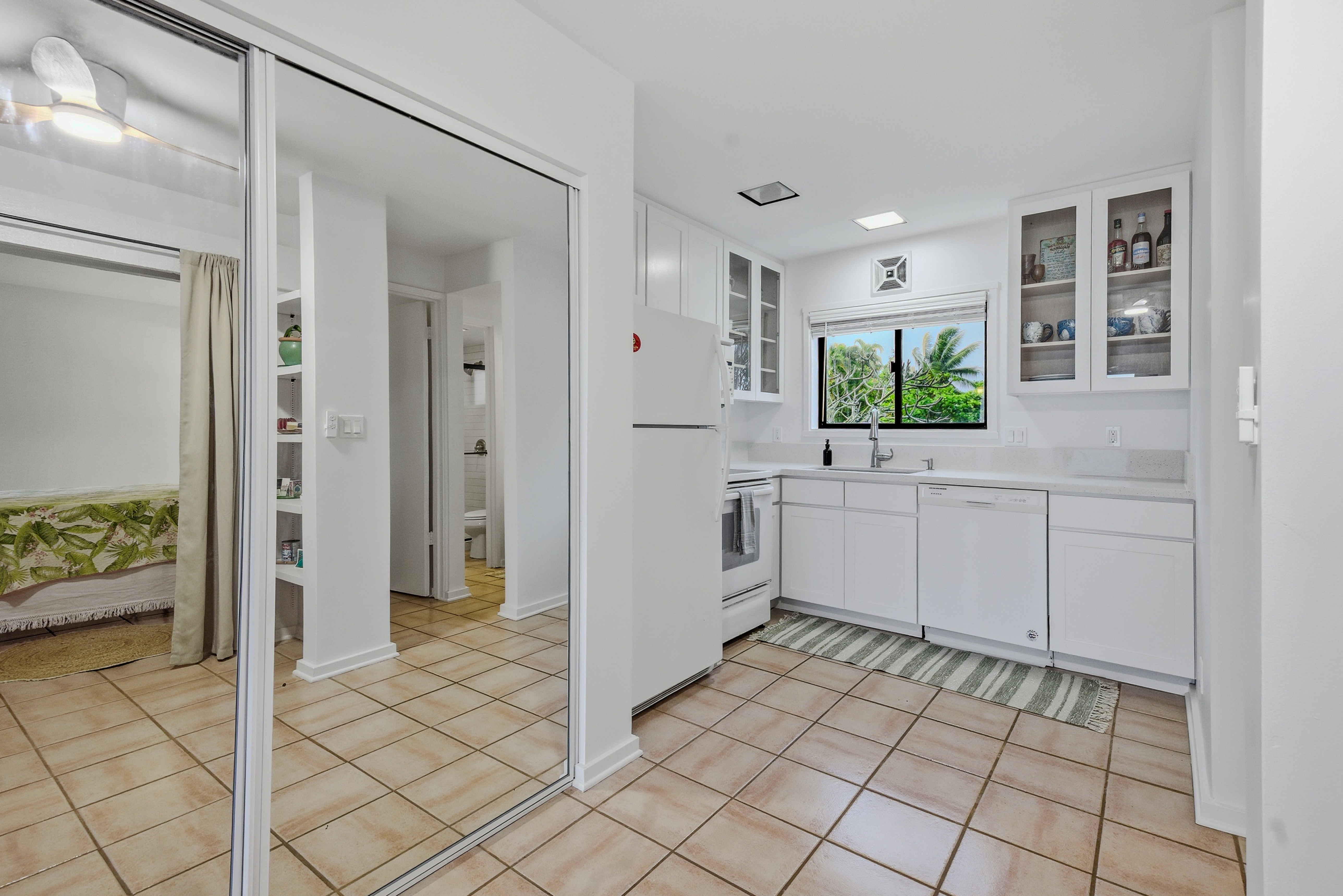 3700 KAMEHAMEHA RD H4