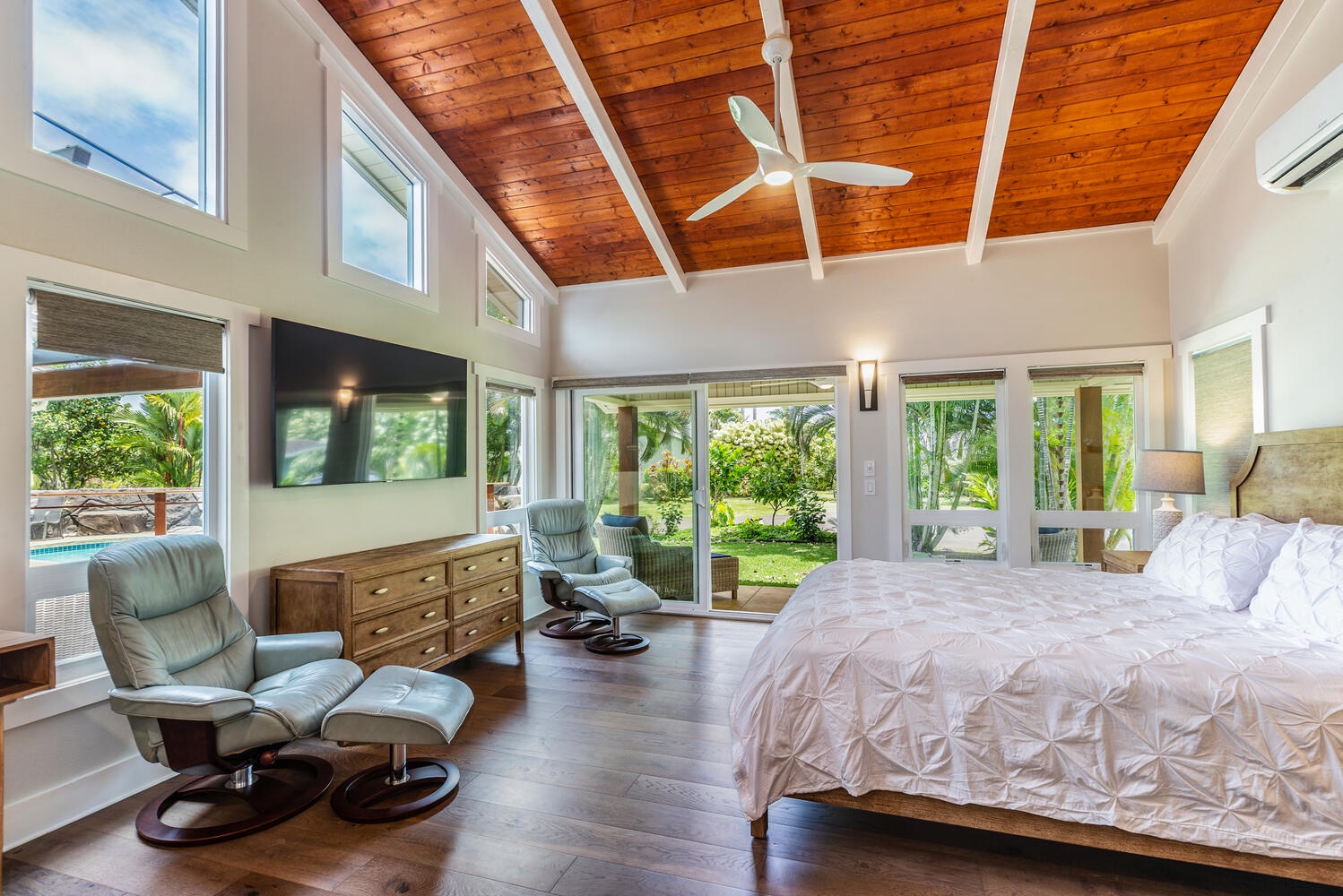 4087 NALANI LN