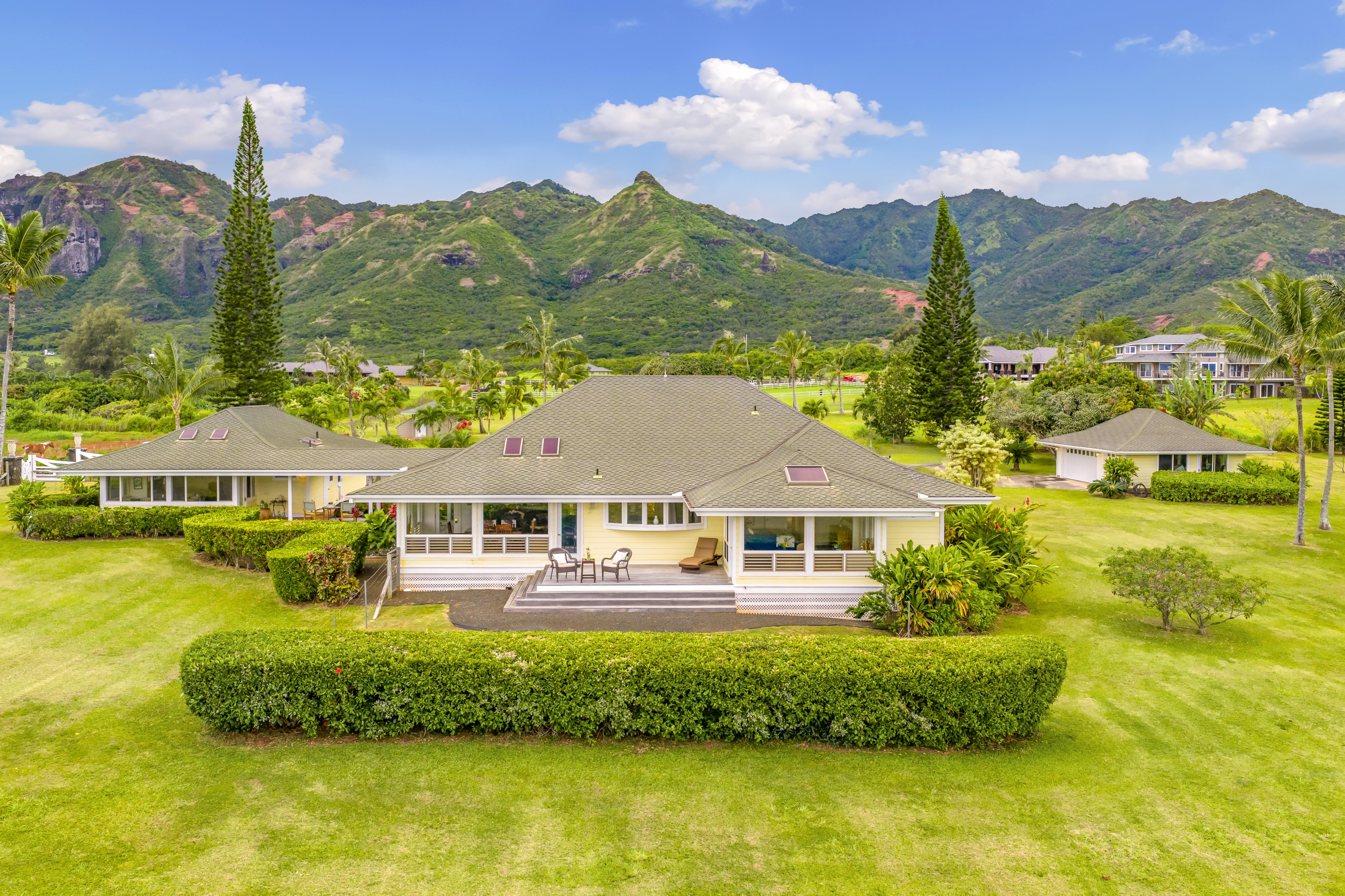 5425-C KALALEA VIEW DR