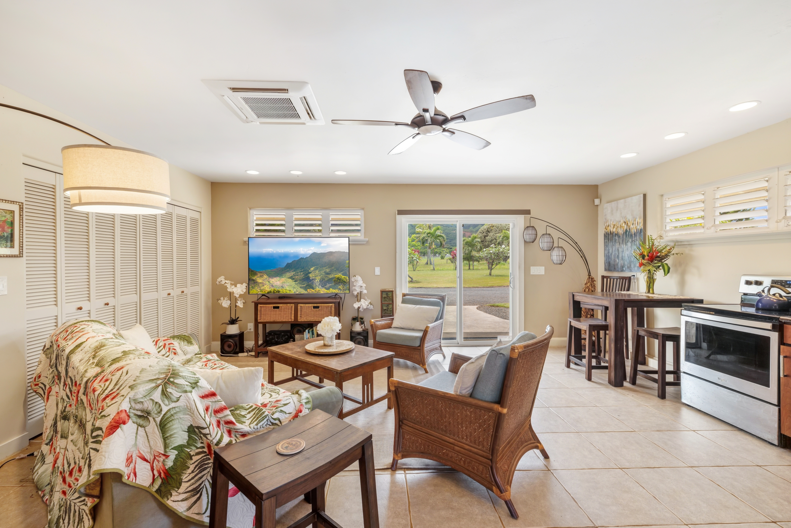 5425-C KALALEA VIEW DR