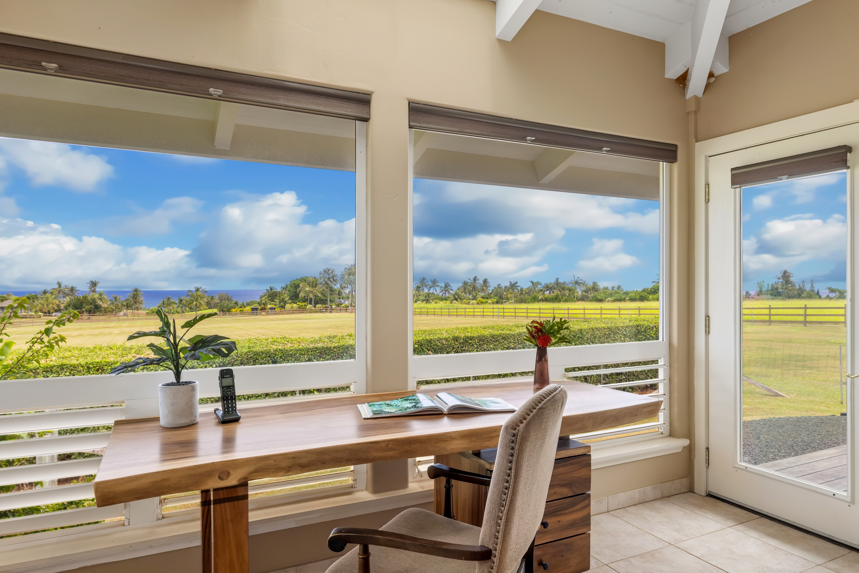 5425-C KALALEA VIEW DR