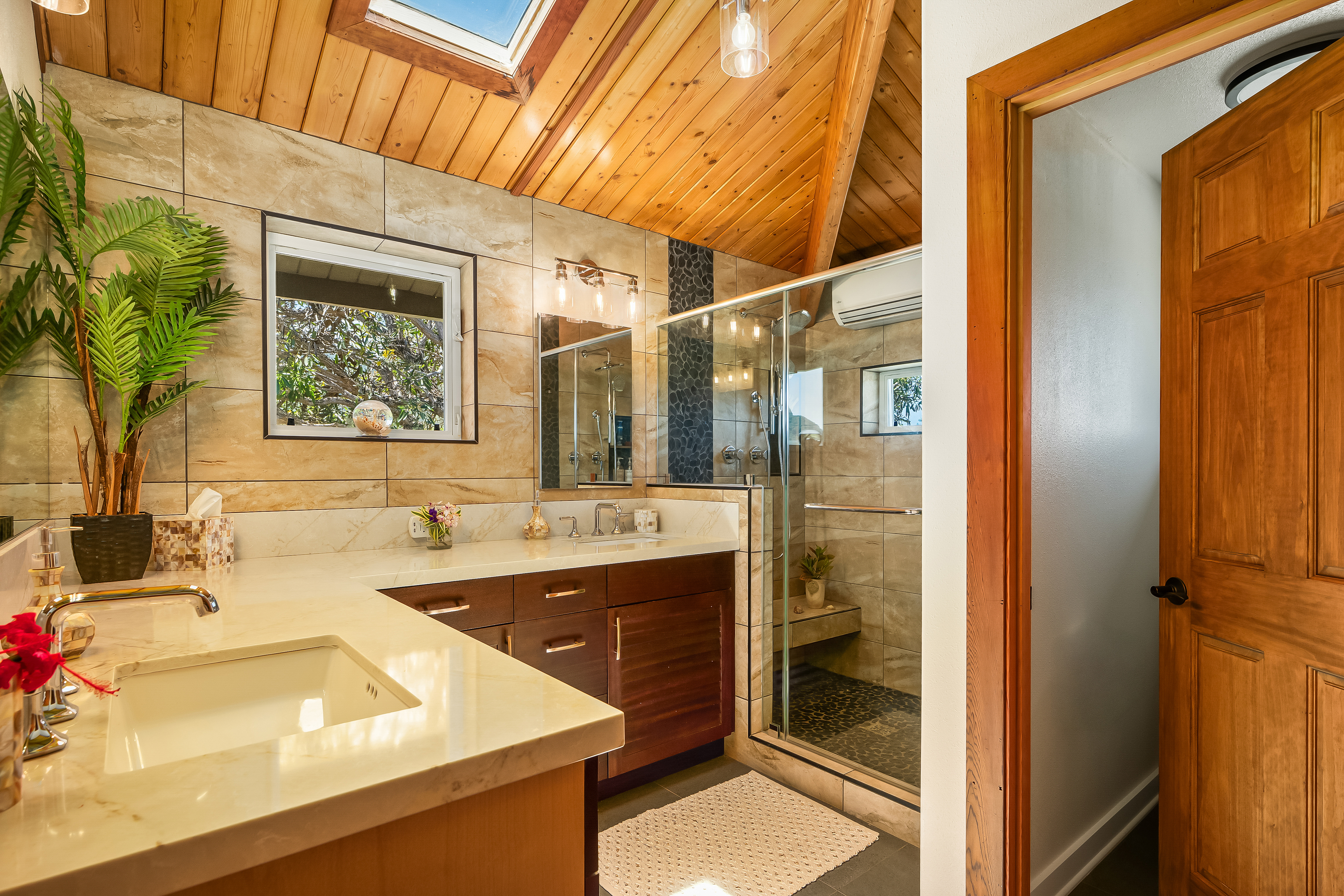 5421 KALALEA VIEW DR 5421-C & 5425-C