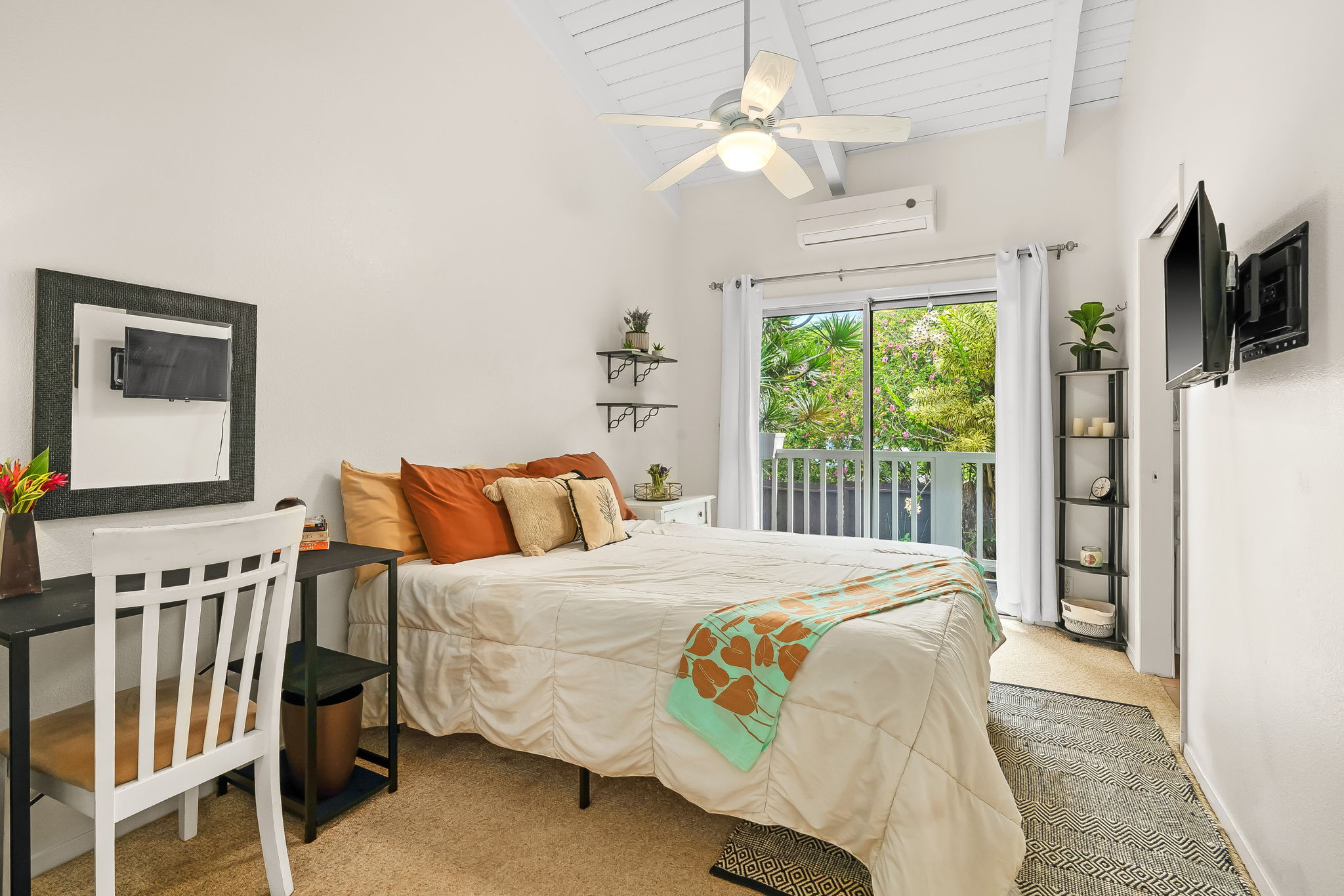 4060 KAAHUMANU PL