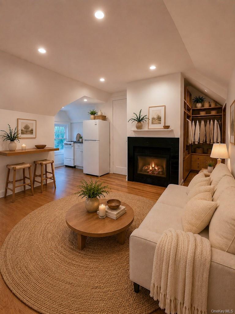 14 S Highland Avenue Unit: 4