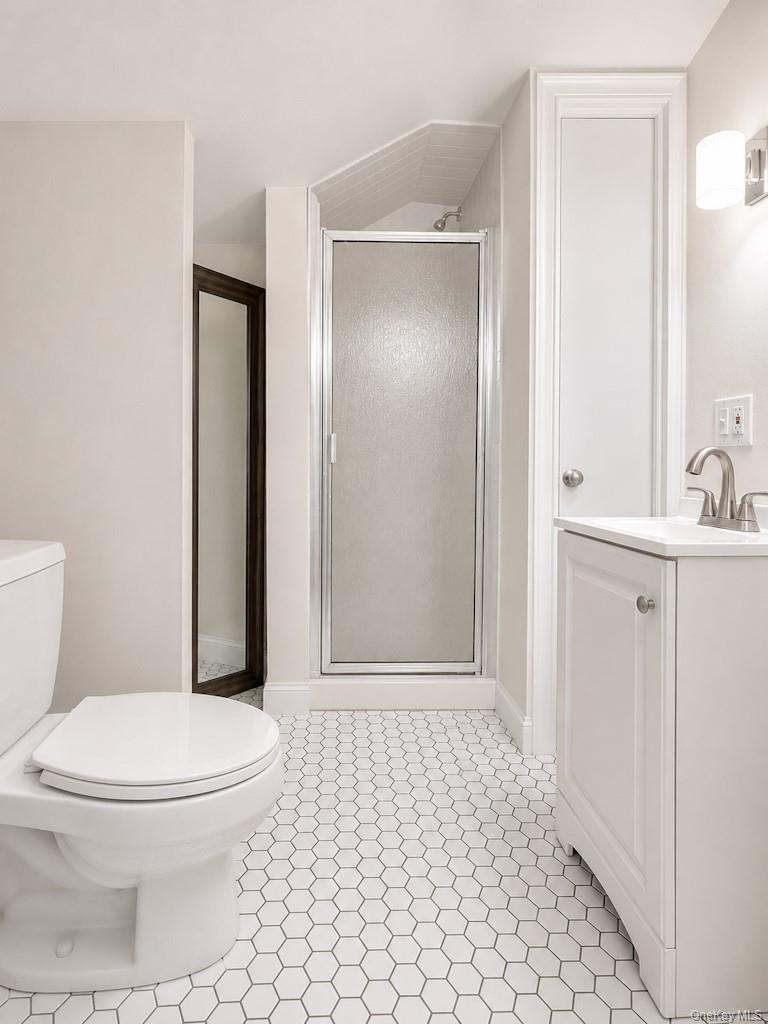 14 S Highland Avenue Unit: 4