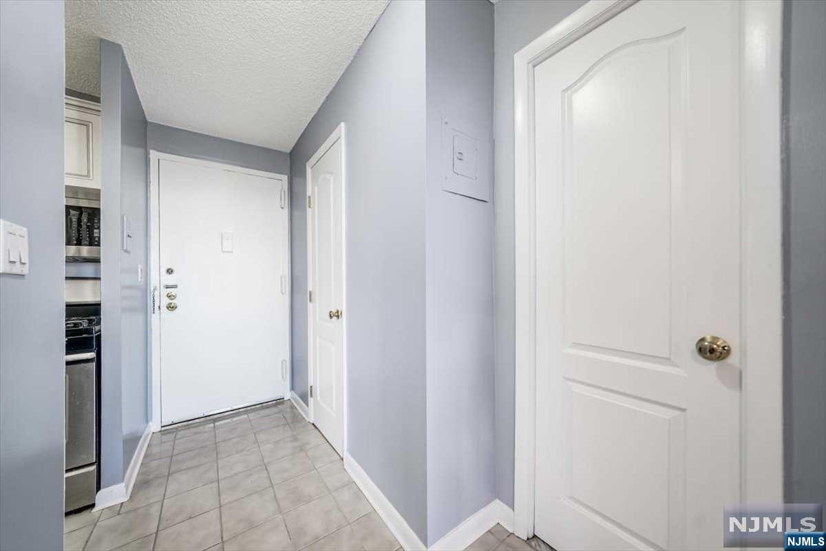 277 Prospect Avenue 11H