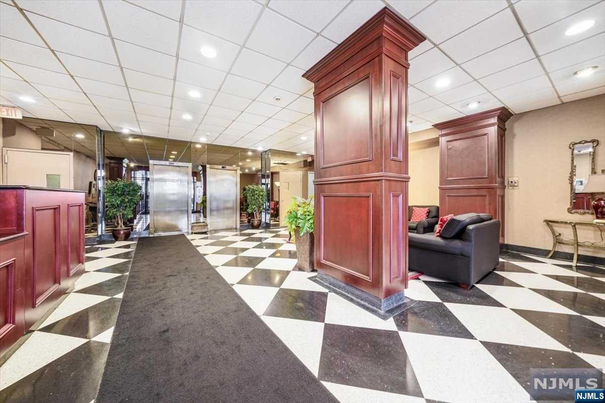 277 Prospect Avenue 11H