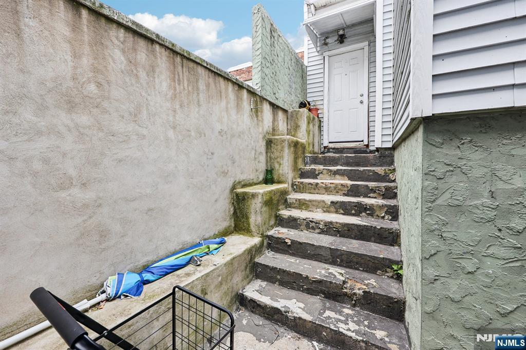 534 Lincoln Street