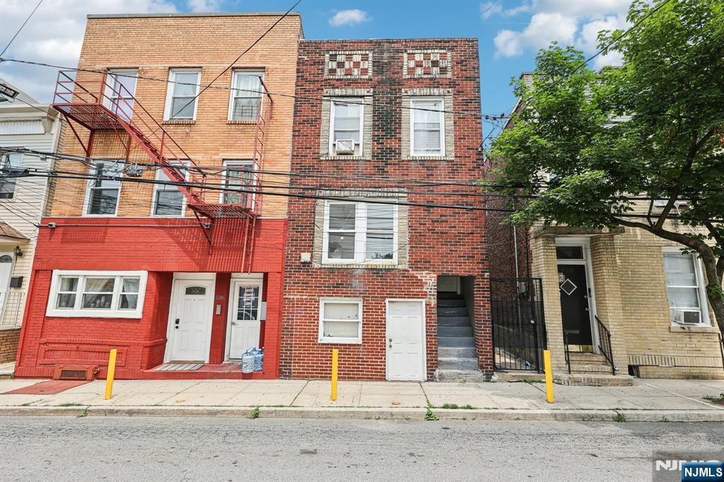 534 Lincoln Street