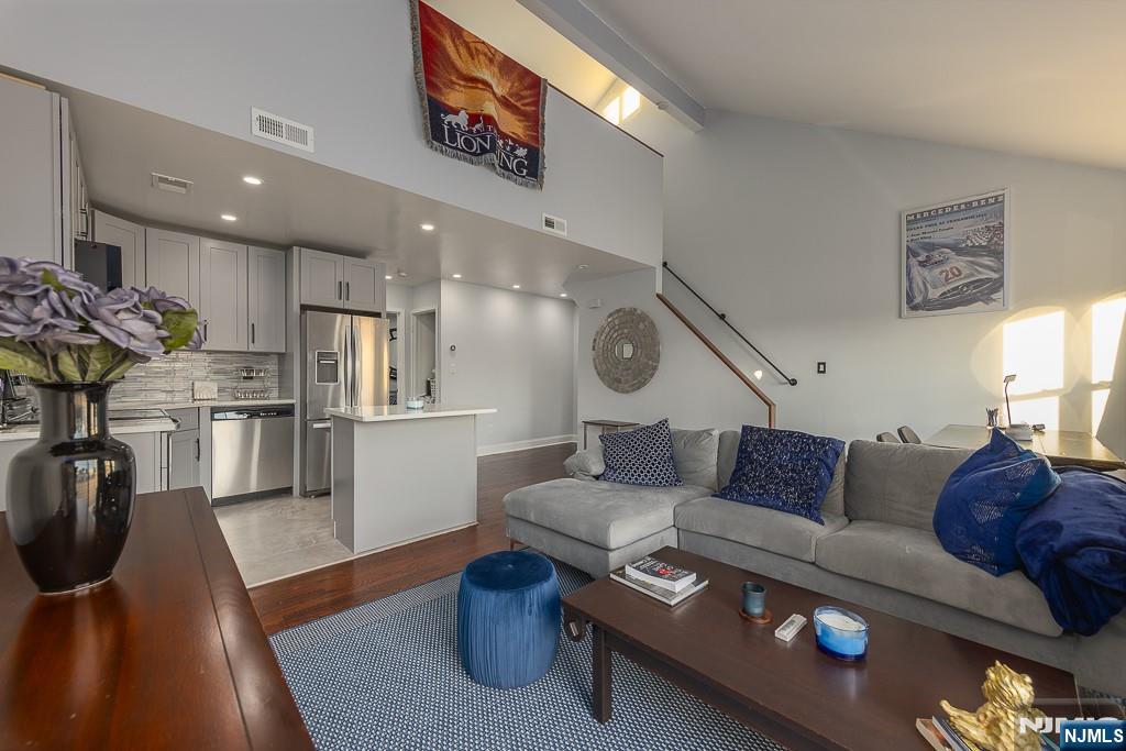 156 Liberty Street 16