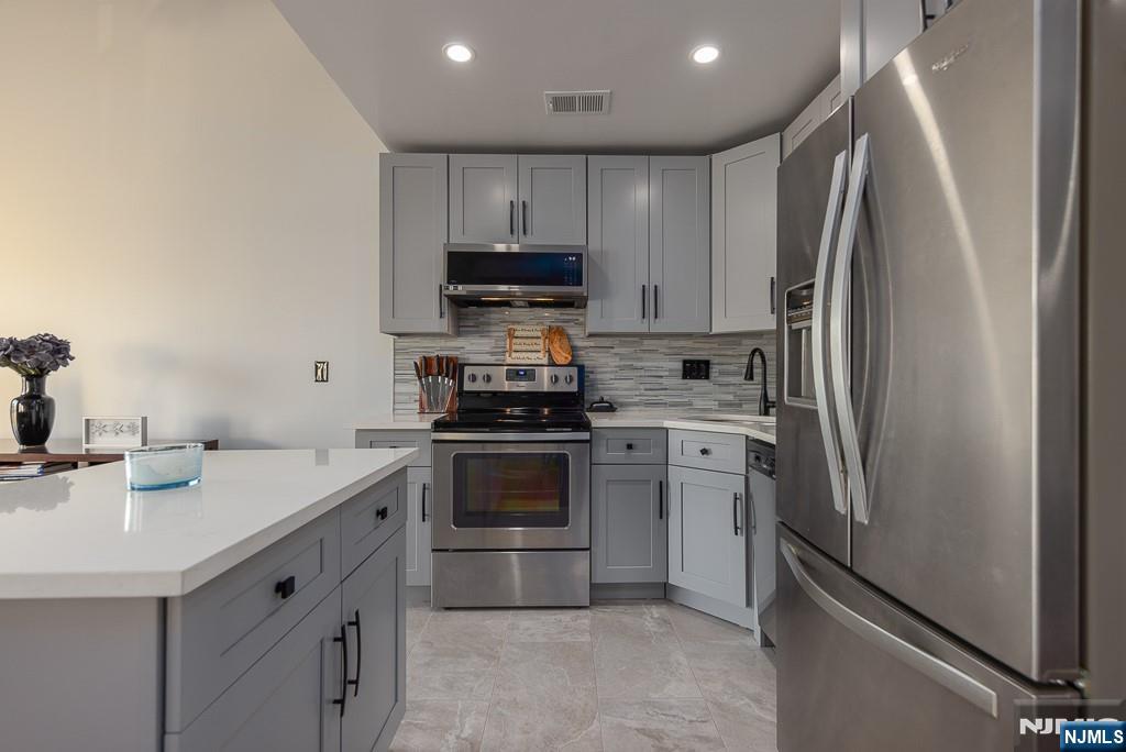 156 Liberty Street 16