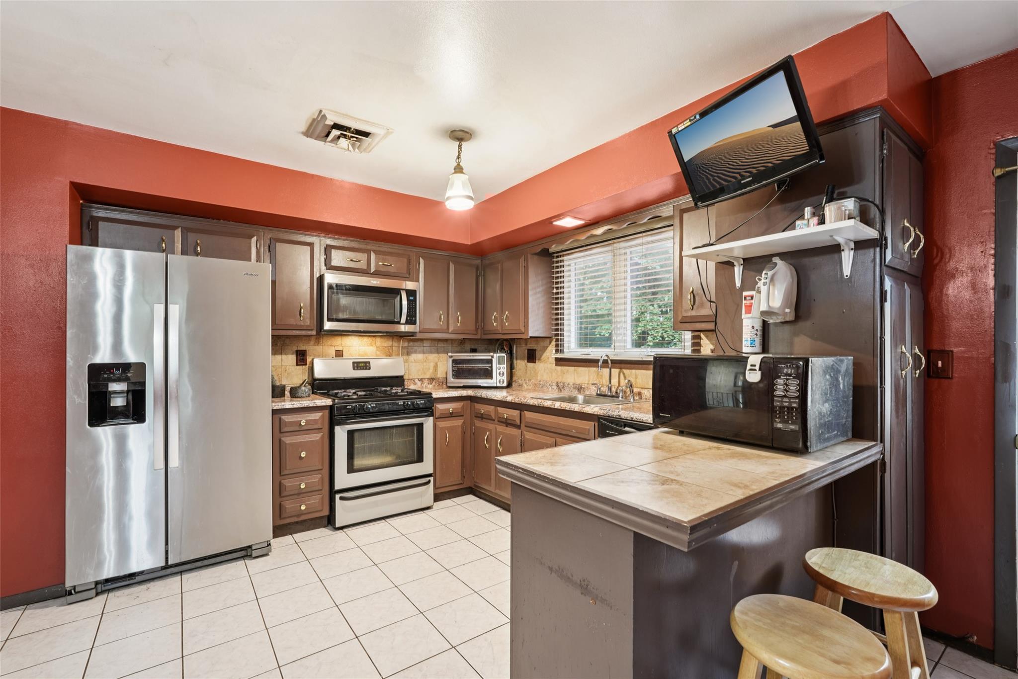 11 Lancaster Lane