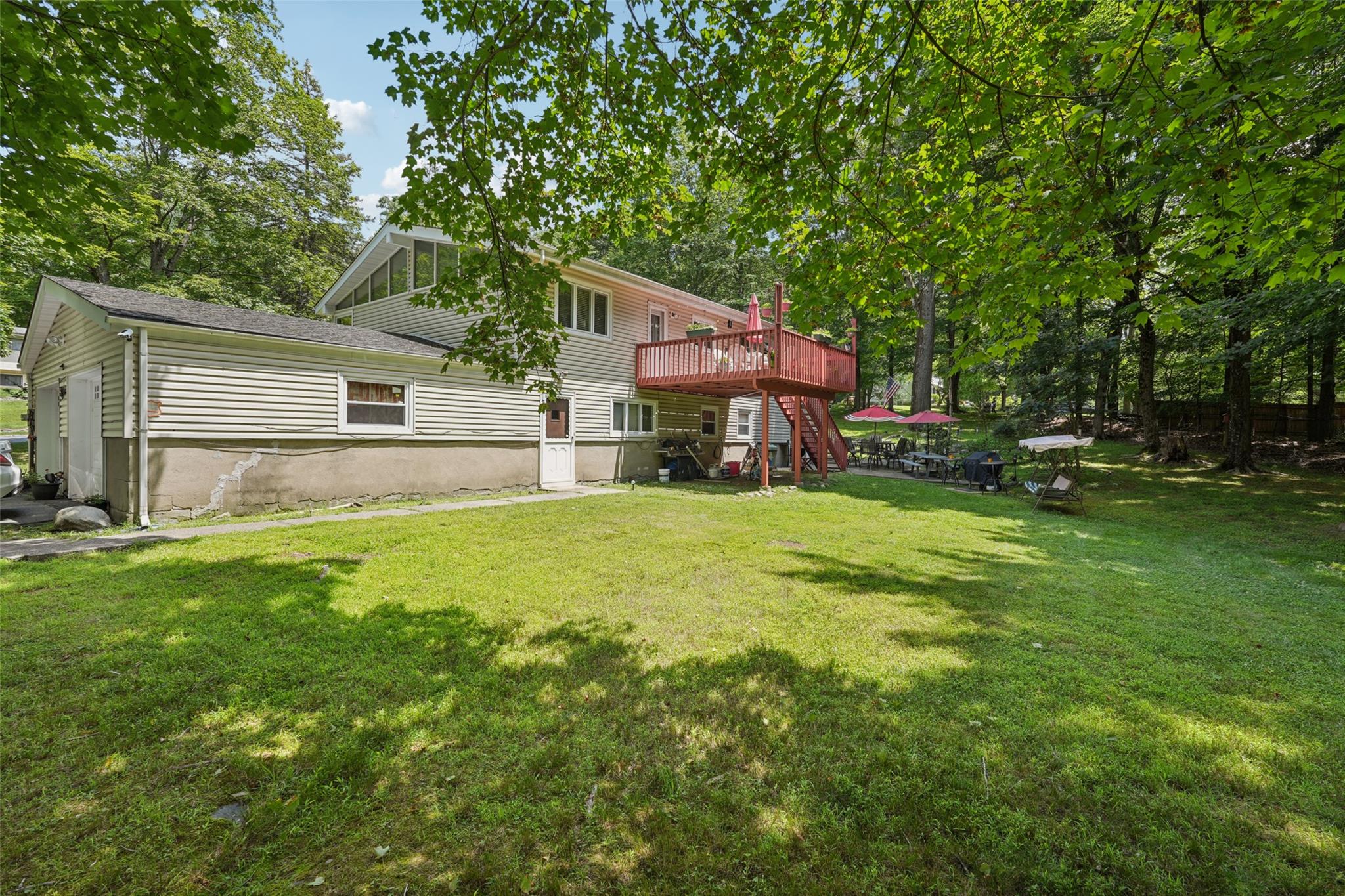11 Lancaster Lane