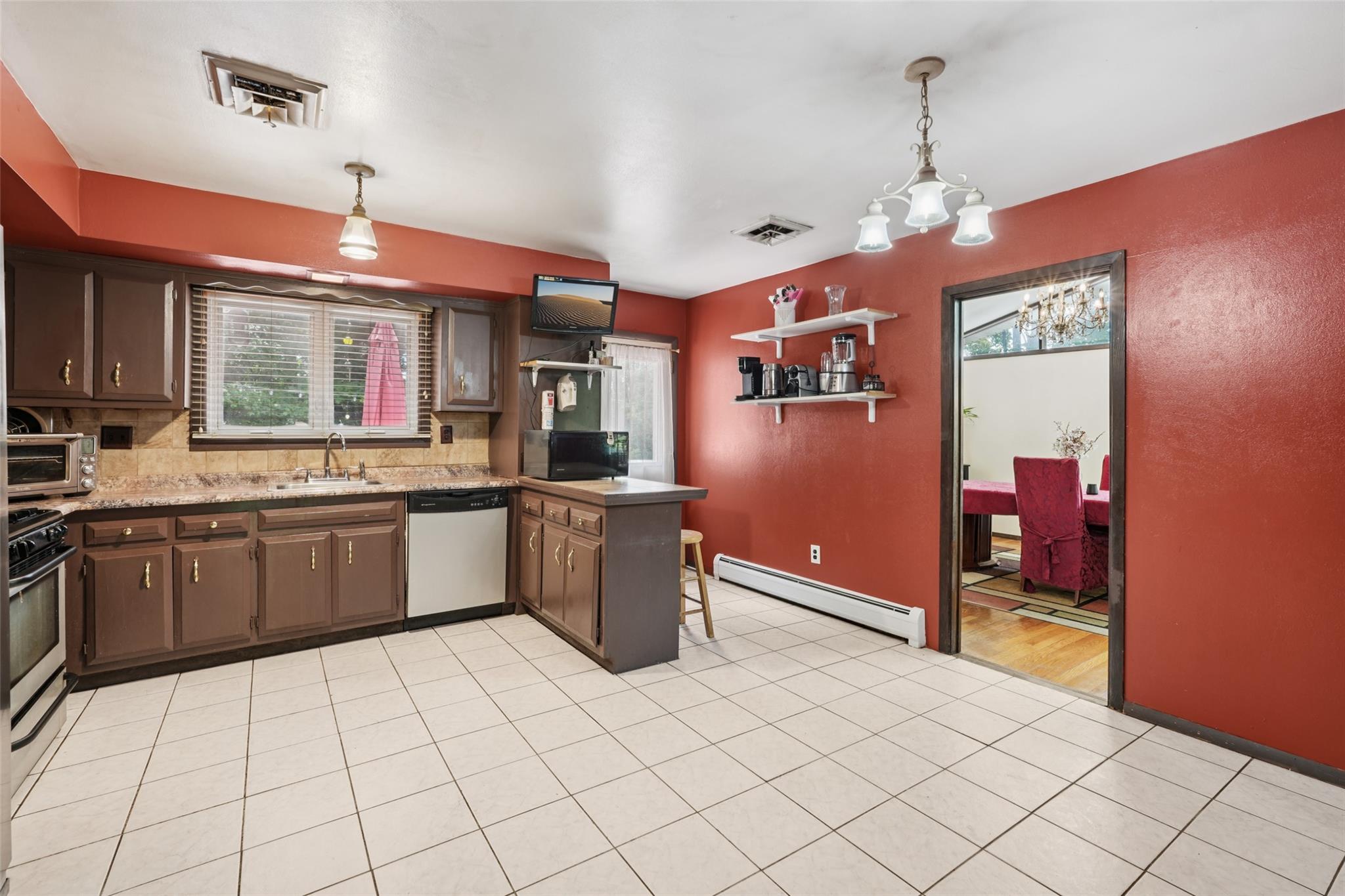 11 Lancaster Lane