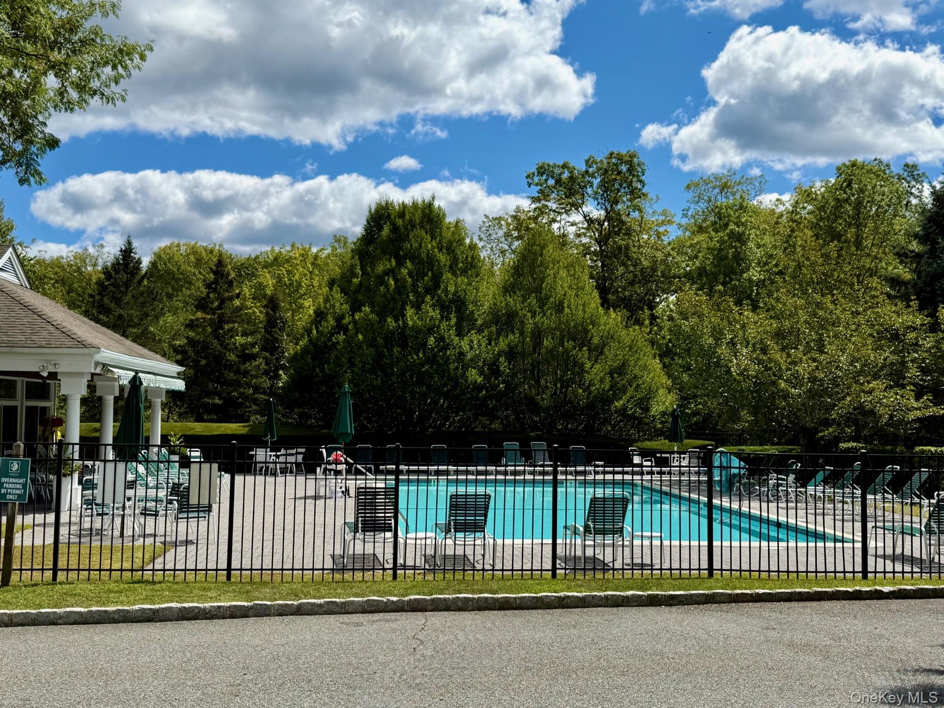 276 Woodlands Drive