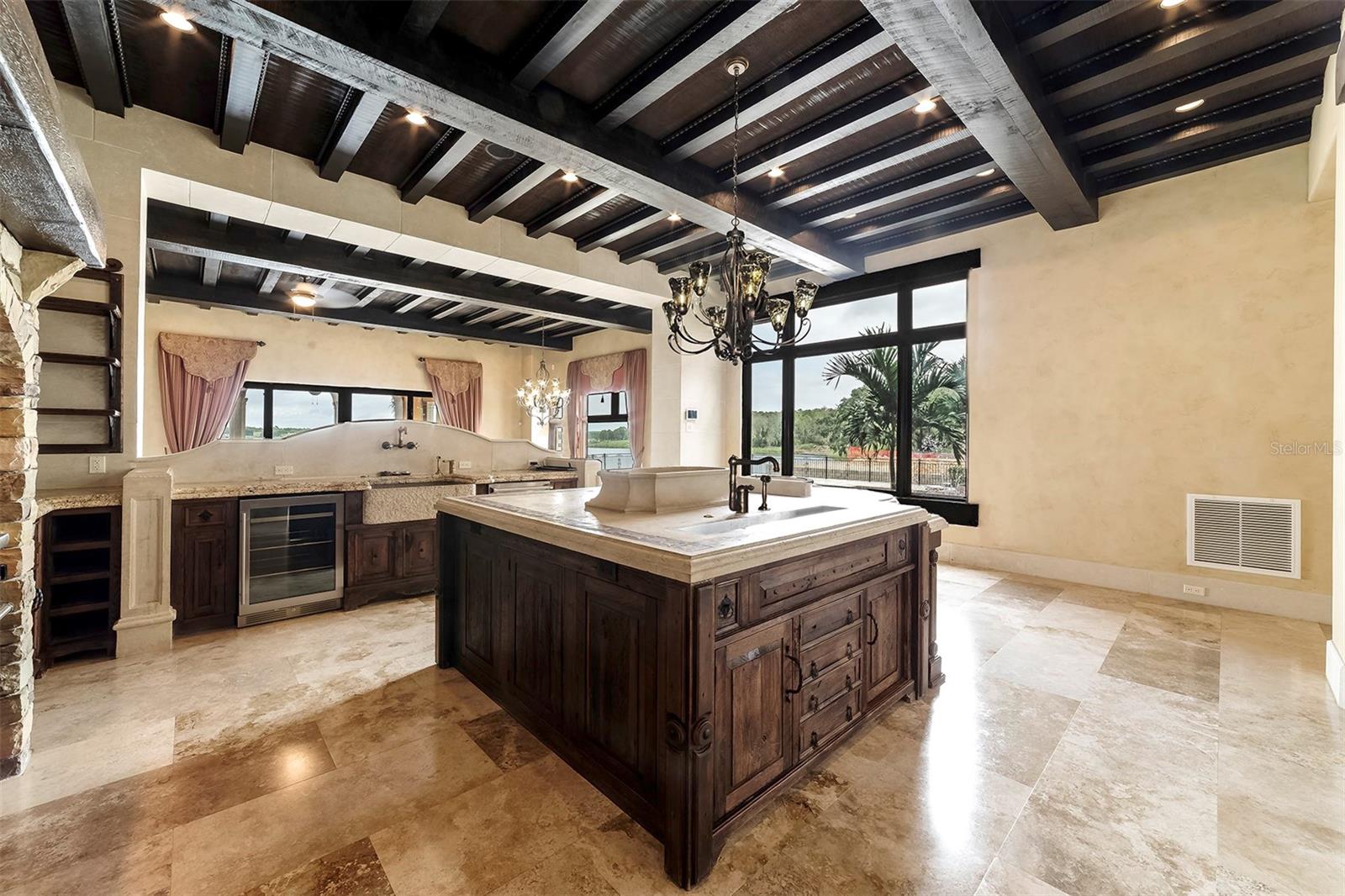 16639 Arezo Ct