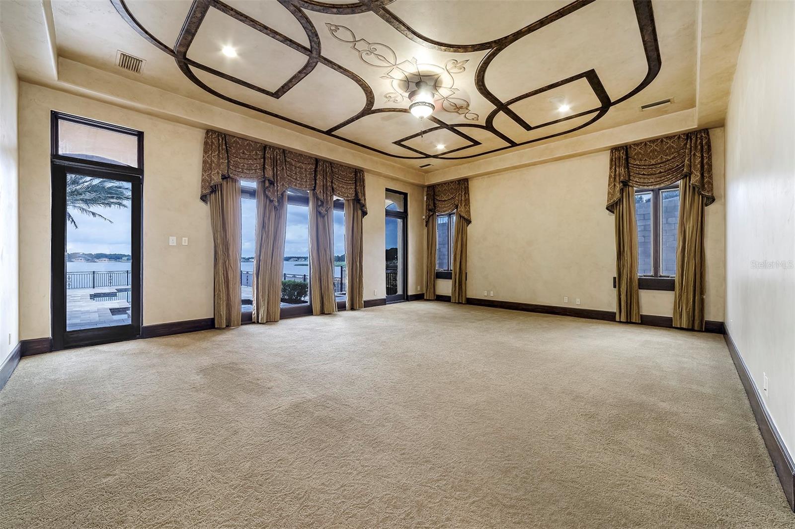 16639 Arezo Ct