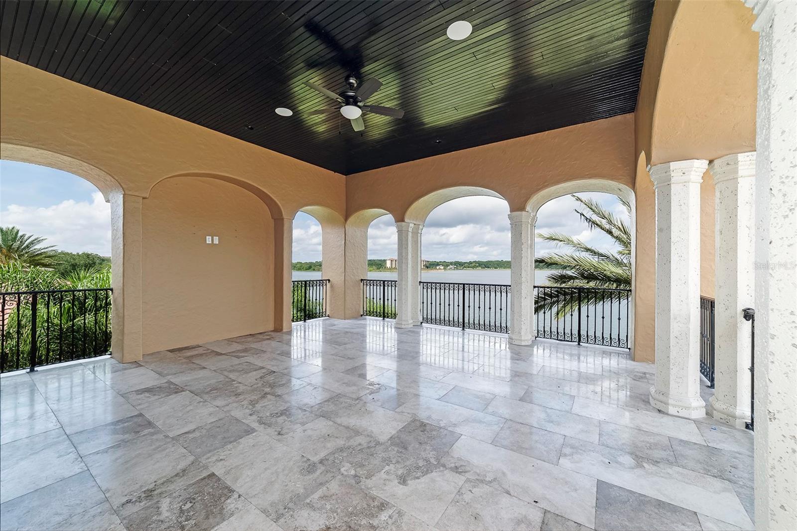 16639 Arezo Ct