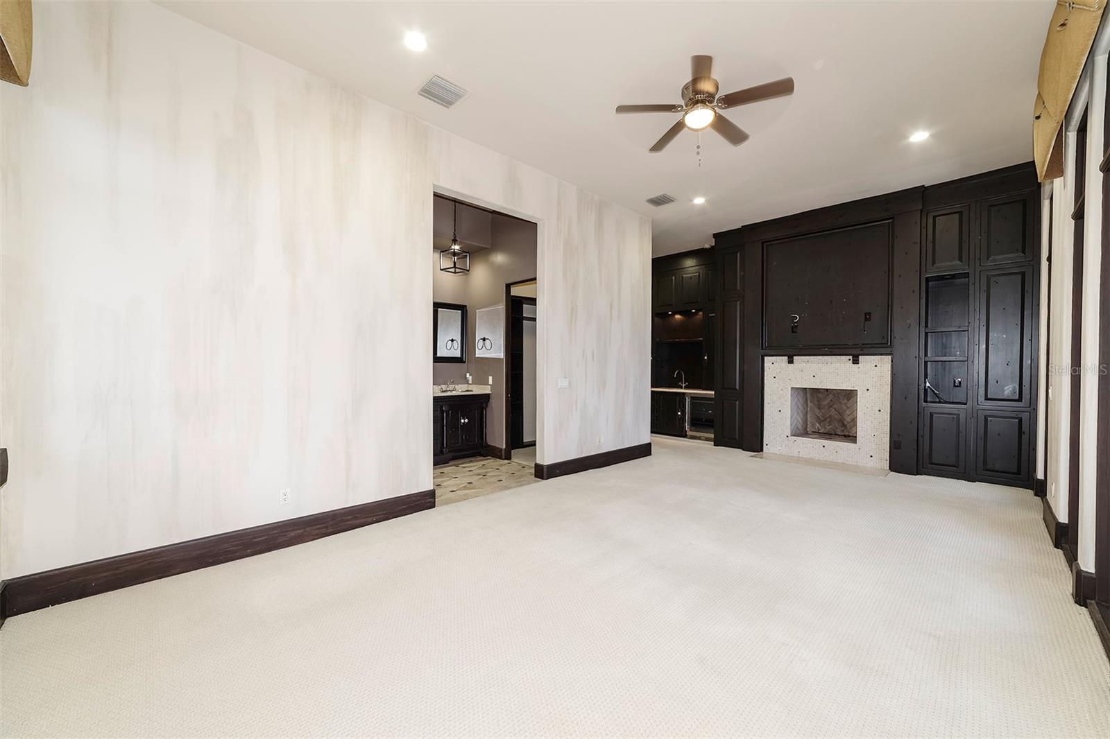 16639 Arezo Ct