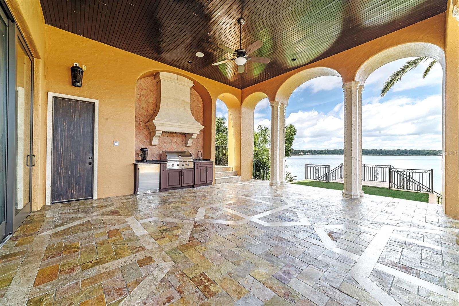 16639 Arezo Ct