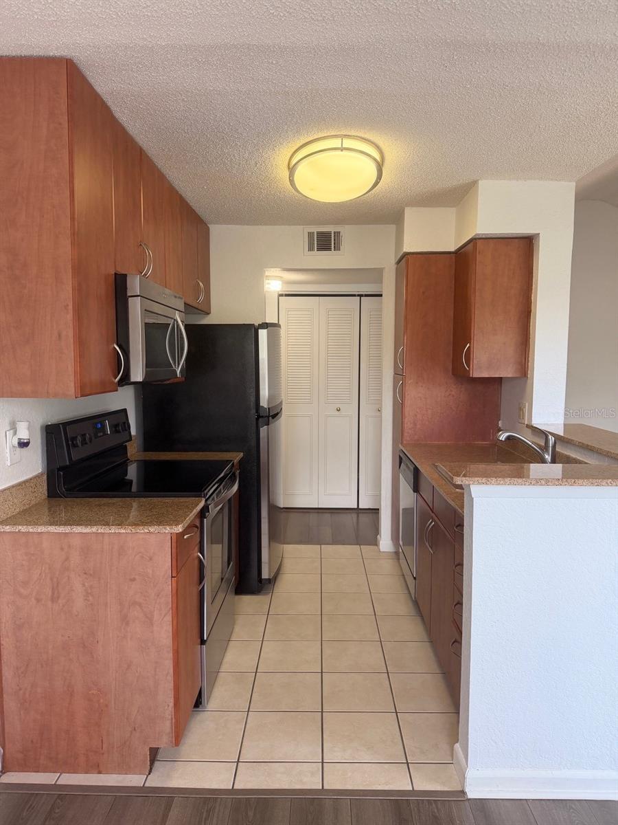 11568 WESTWOOD BLVD #1034