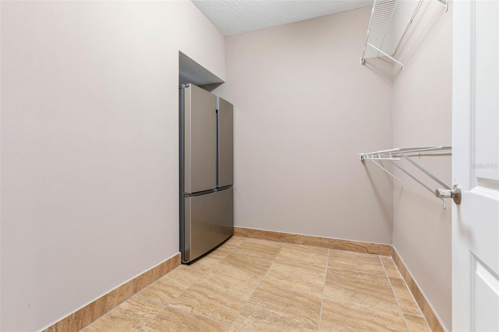 2711 N Ocean Shore Blvd